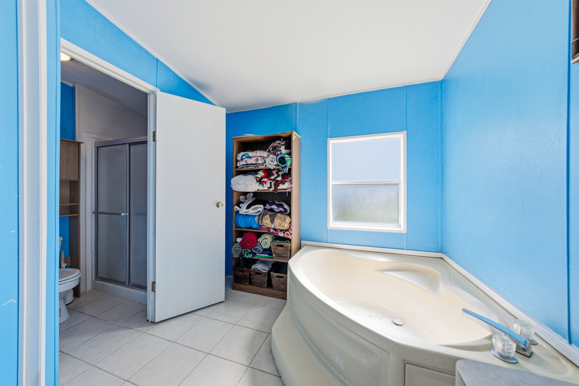 3410 ANATA DR