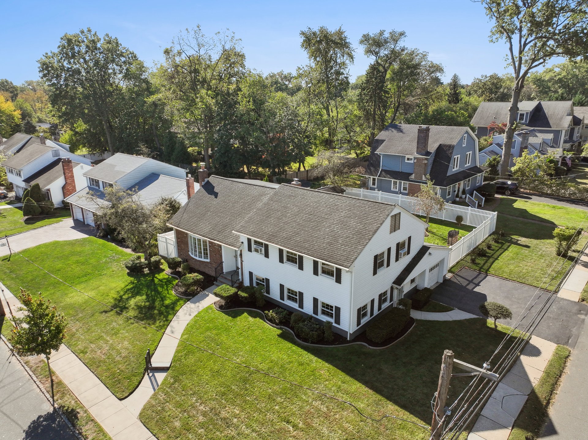 61 Country Club Ln