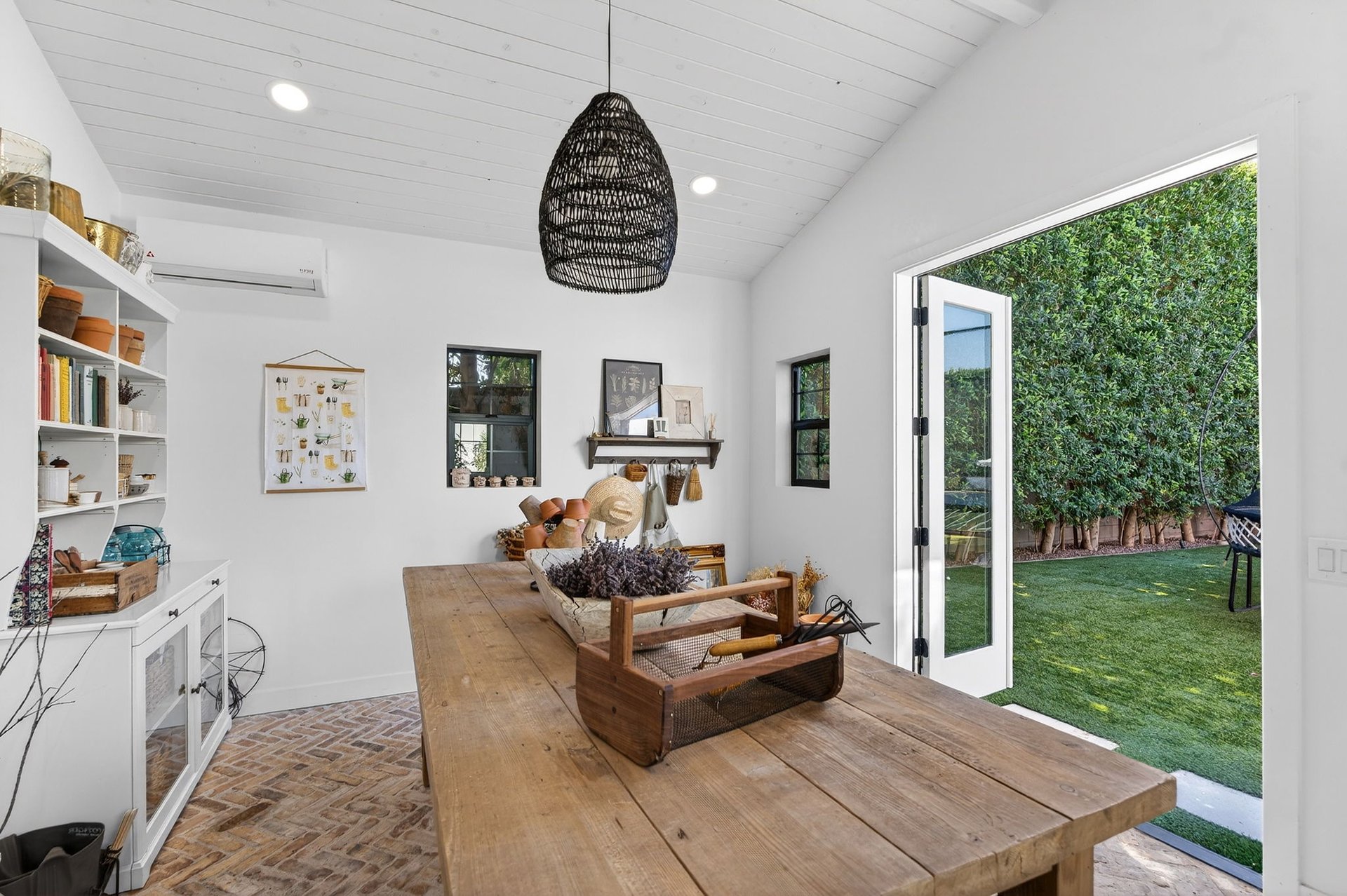 5217 E CALLE REDONDA