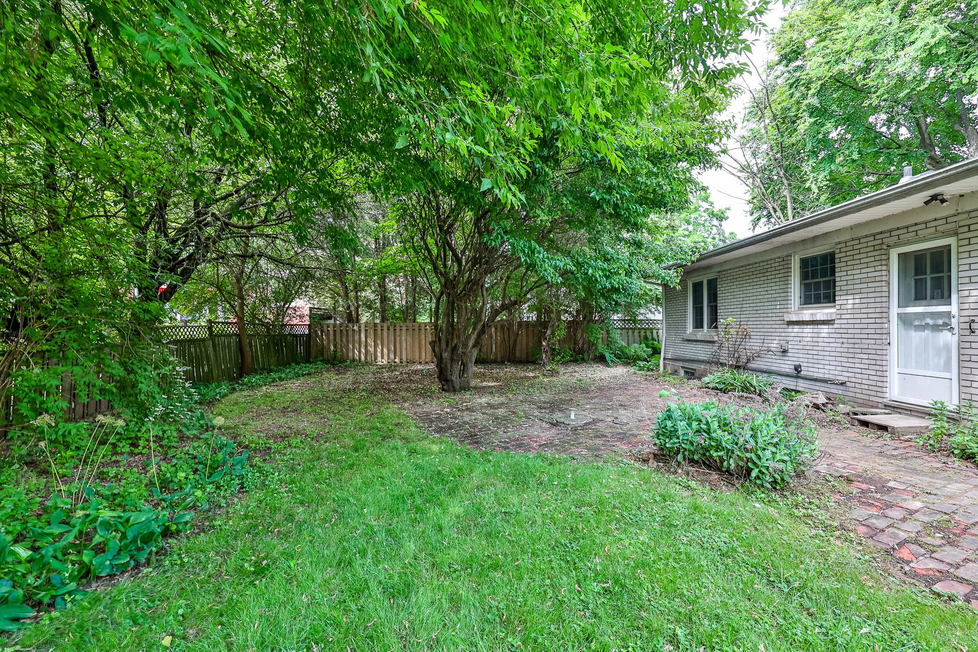 4312 Lakeshore Road, Burlington