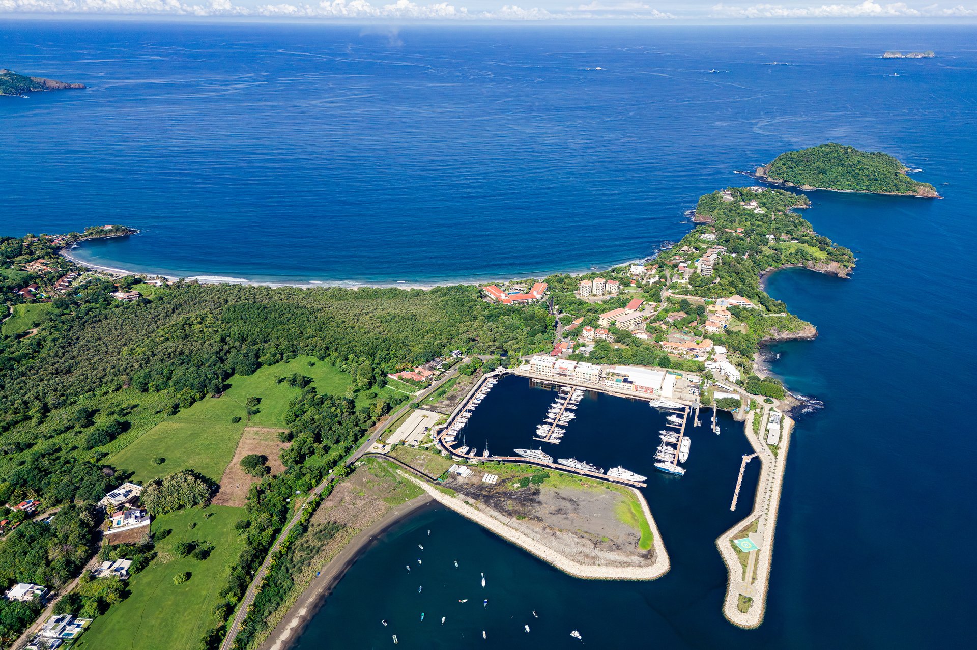 Flamingo Marina Real Penthouse 133 | Ocean-View Condo in Playa Flamingo