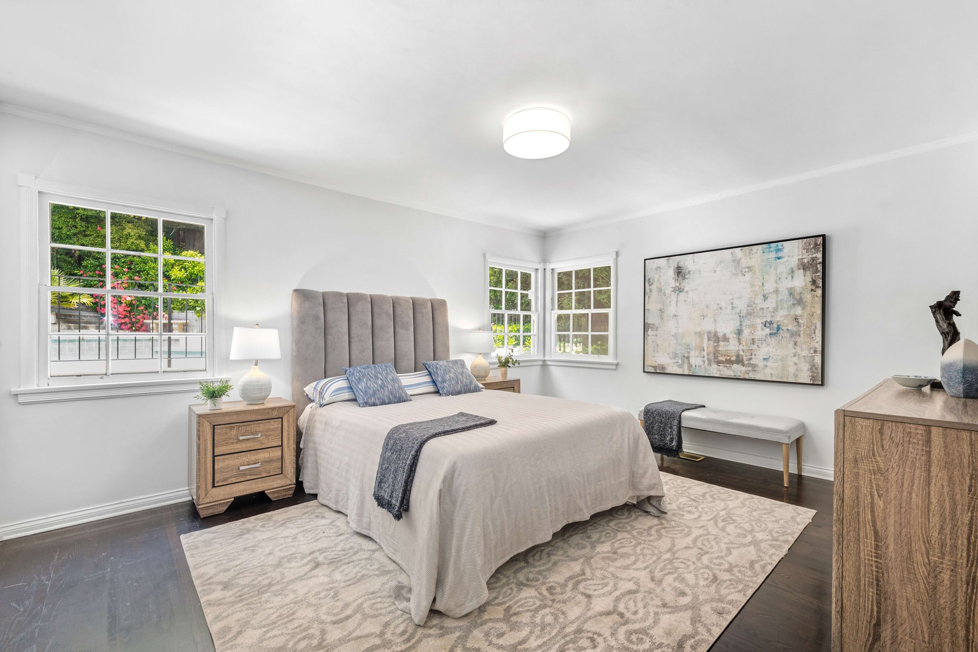 616 Holmby, Little Holmby