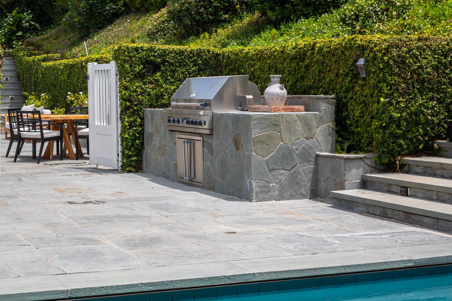 1134 San Ysidro Dr, Beverly Hills 