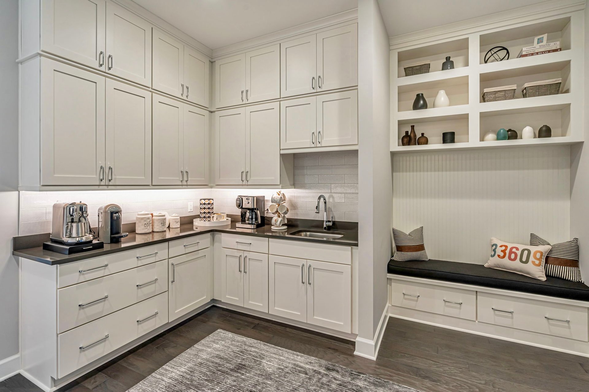 Waterfront Luxury in Beach Park
