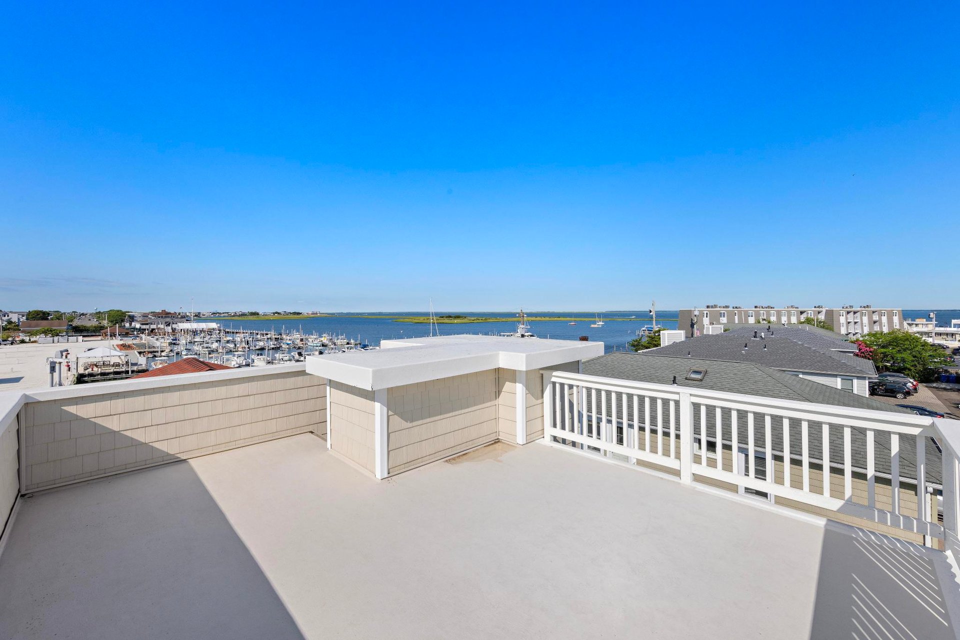 401 Pearl Street (West Unit), Beach Haven