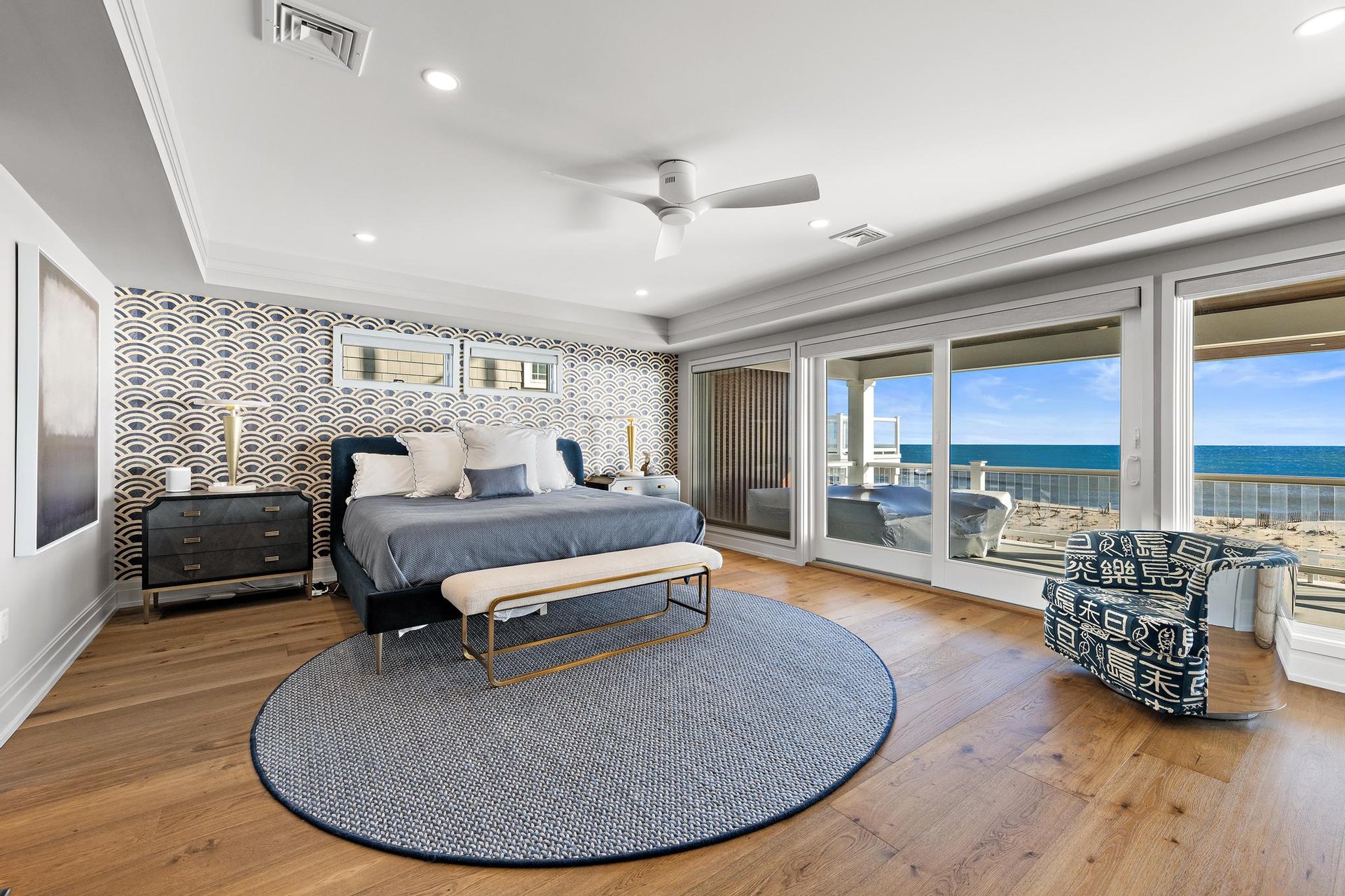 2215 Ocean Ave