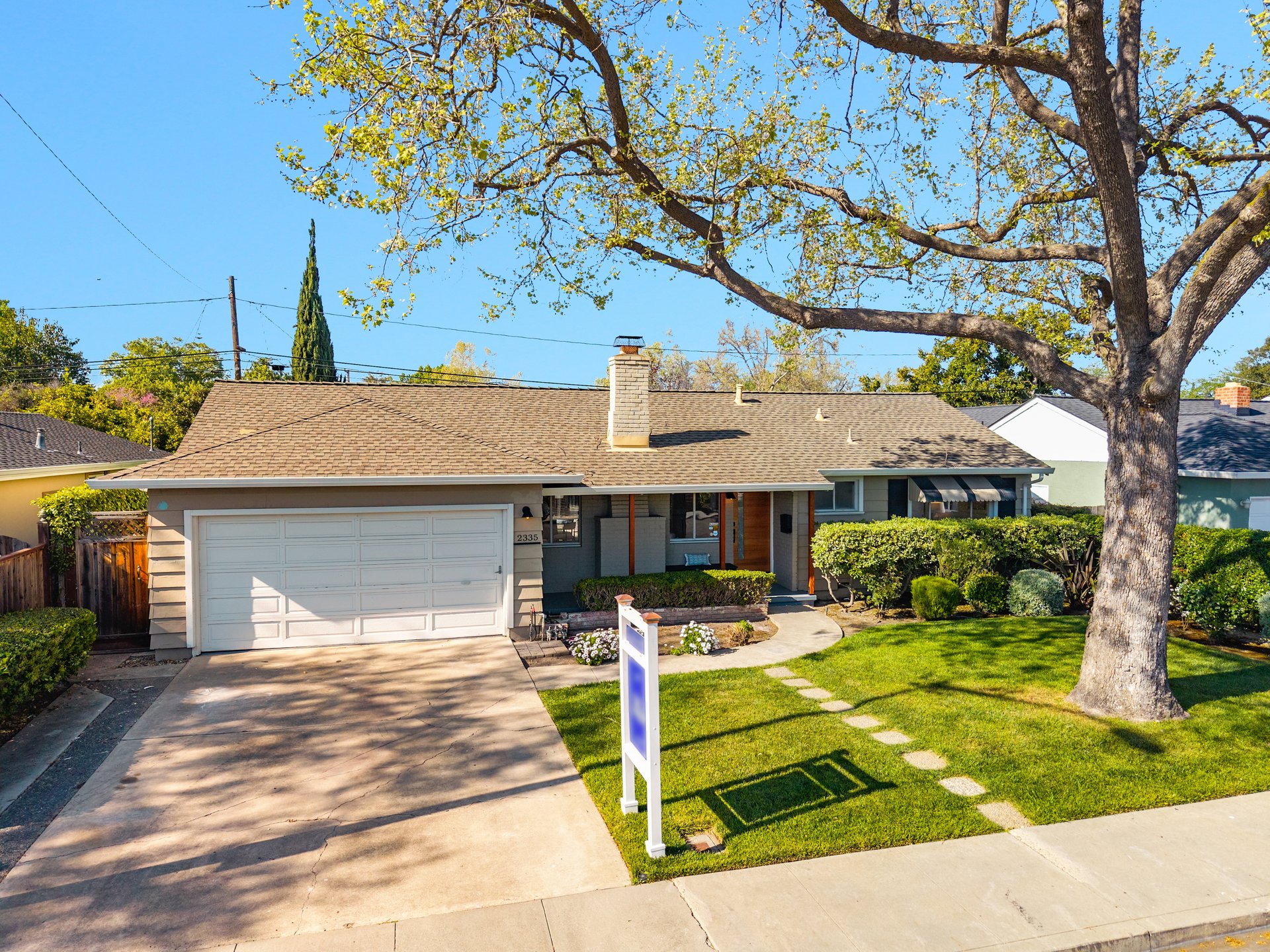 2335 Raggio AVE