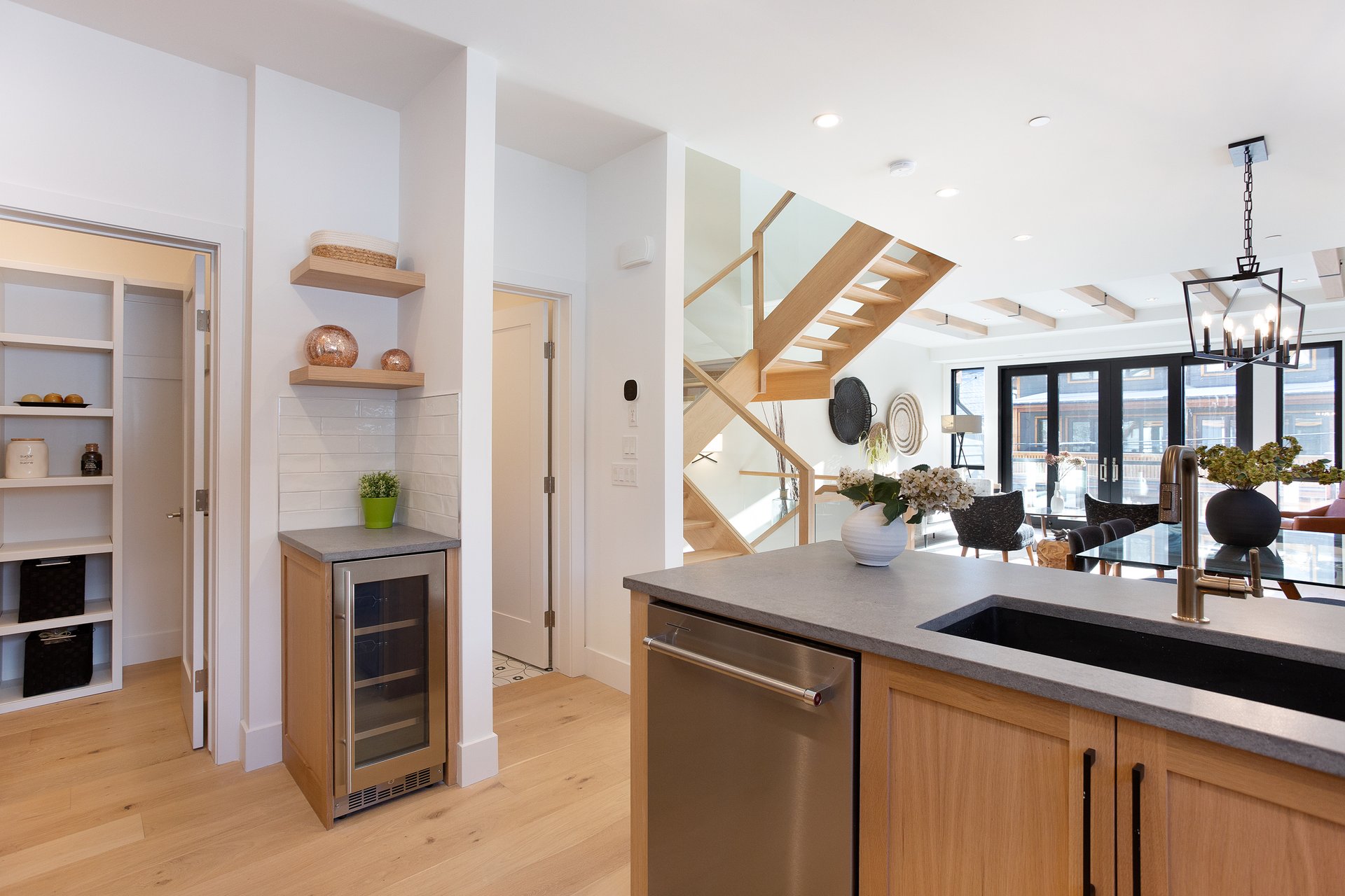2(SE) - 617 4th Street