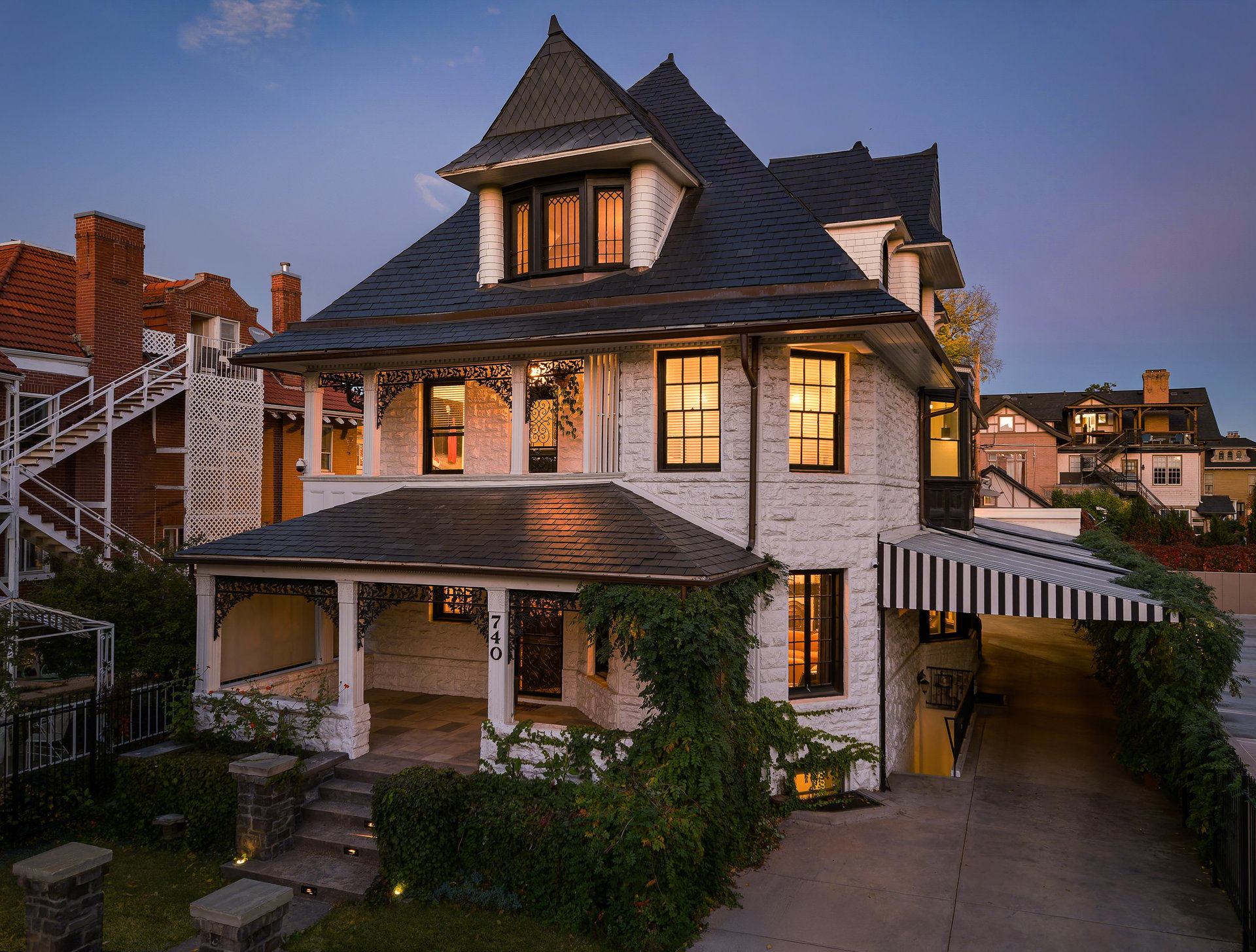 740 Washington
