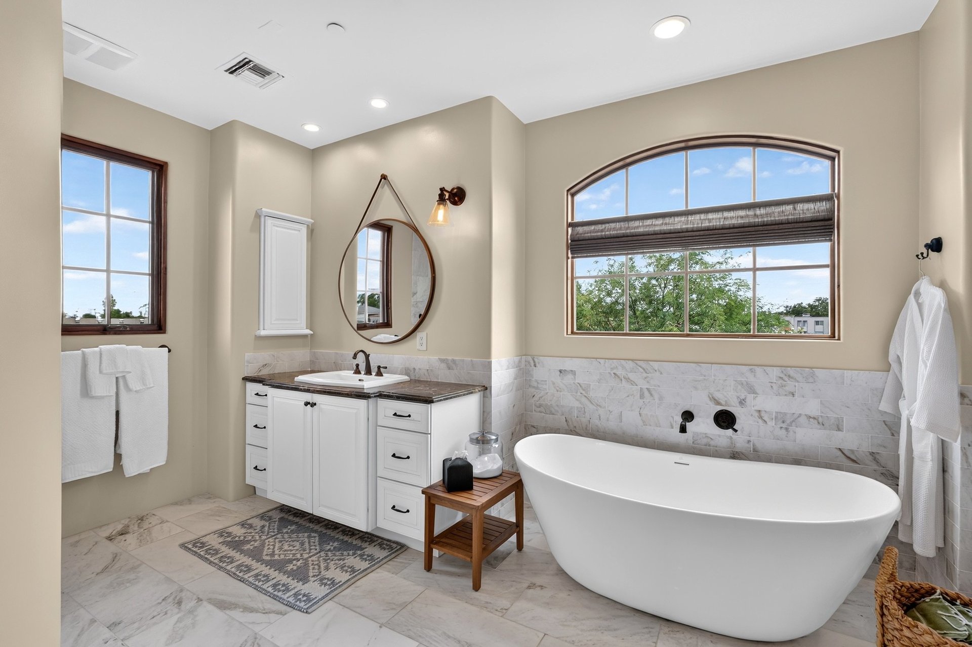 5807 E ORANGE BLOSSOM Lane