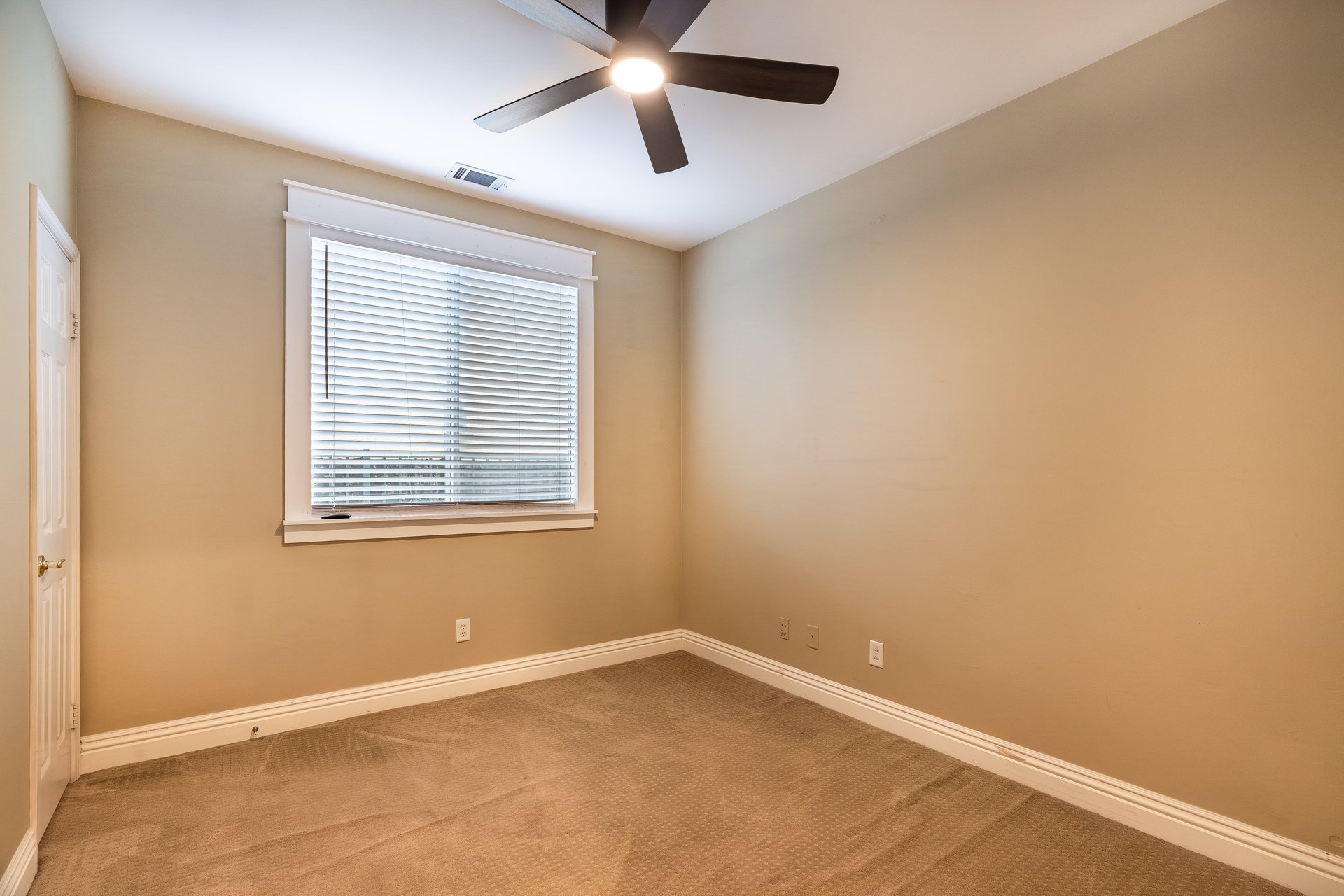 4672 Calle San Juan