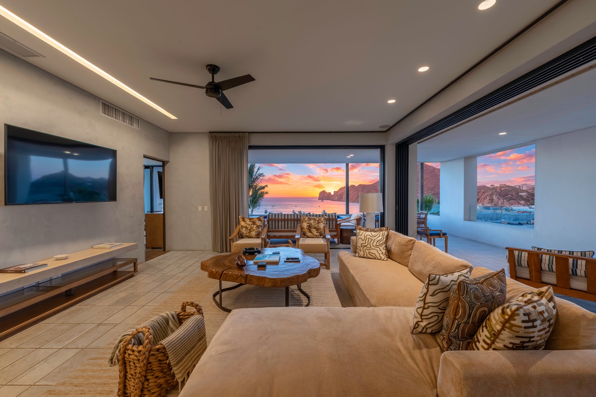 1 HOMES | Hacienda Beach Club