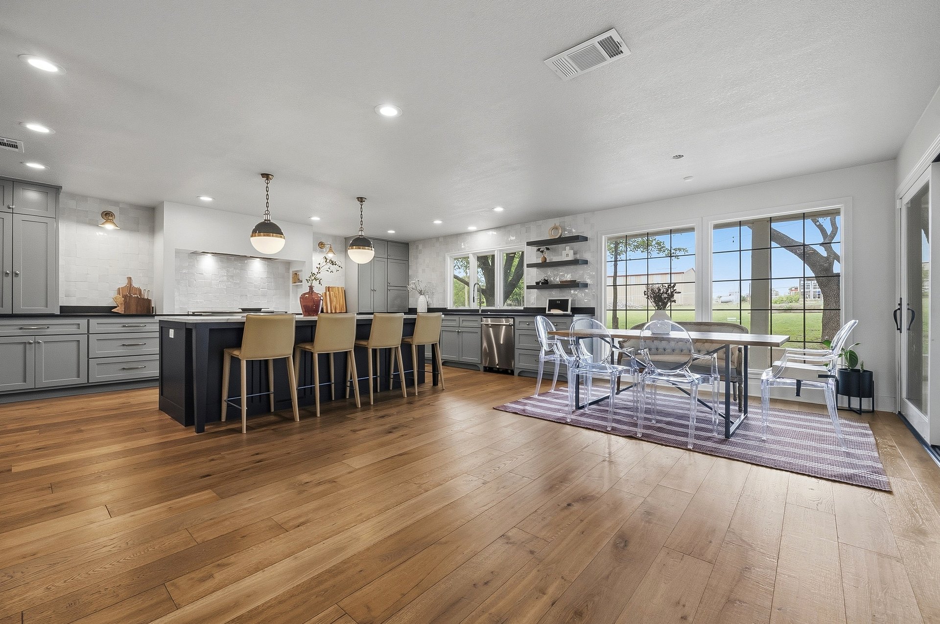 Acreage, Updated, All Near All Saints Episcopal School