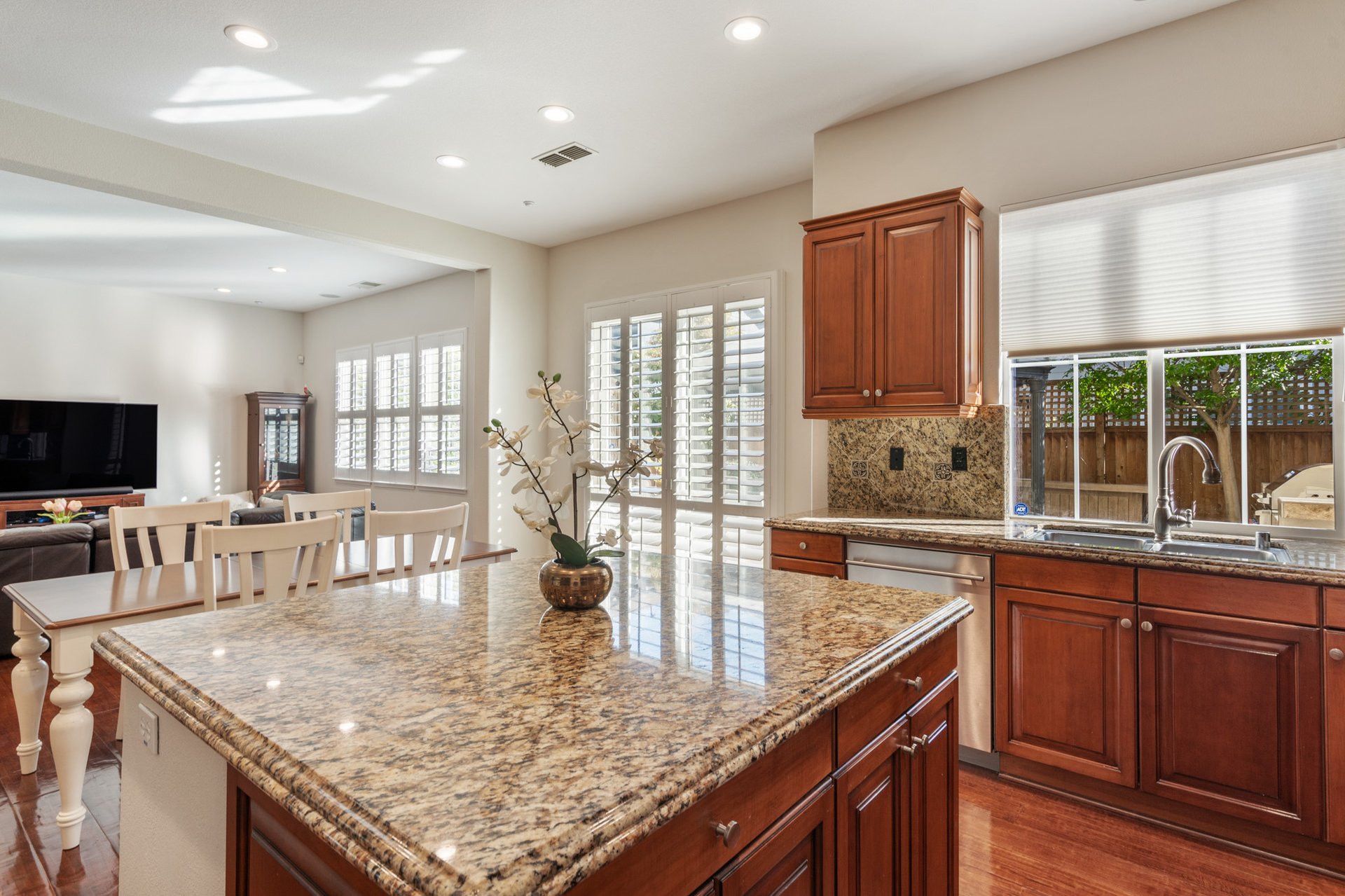 1727 Calle Ranchero Dr