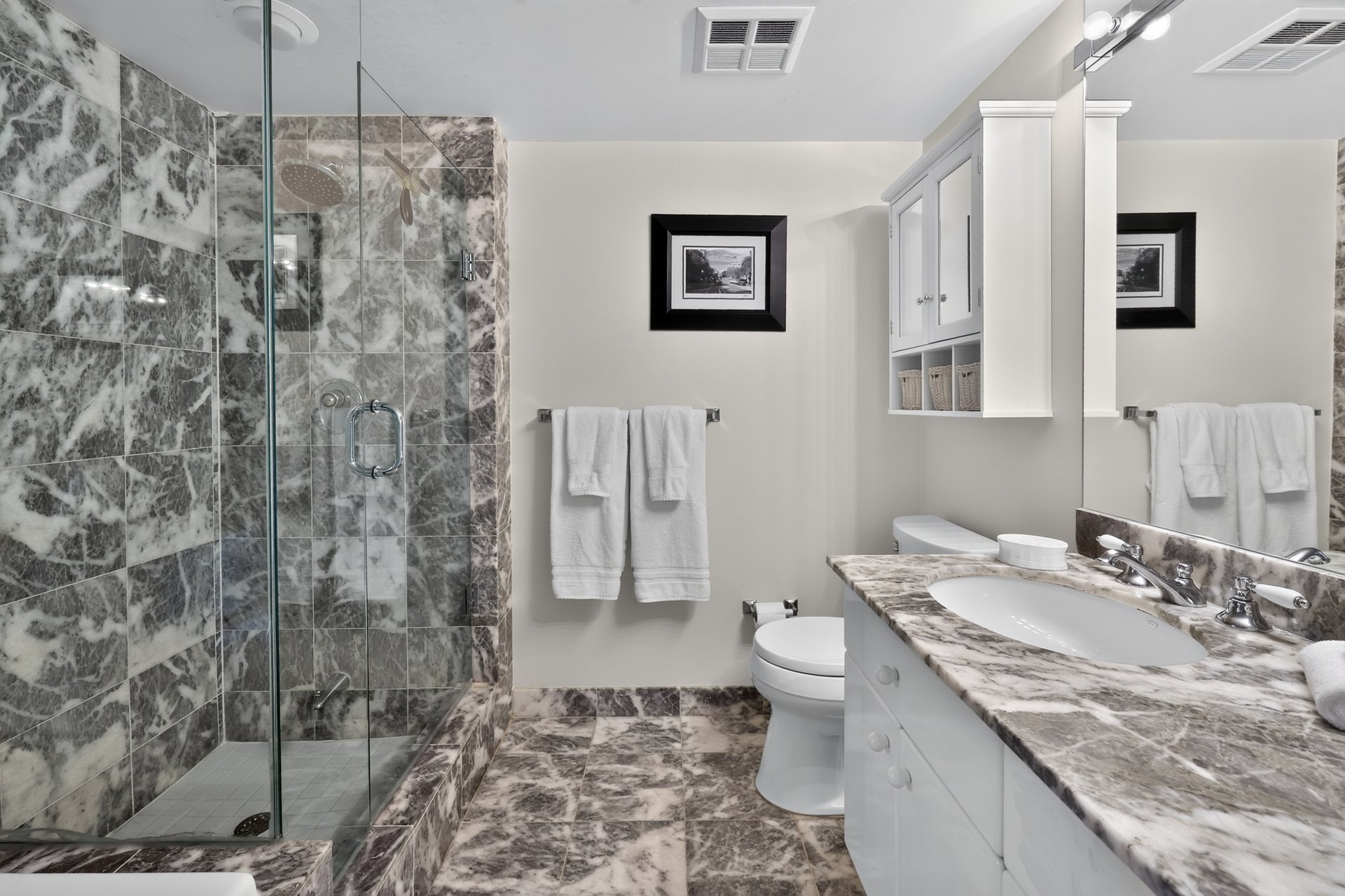 211-221 Robinson Street, Oakville