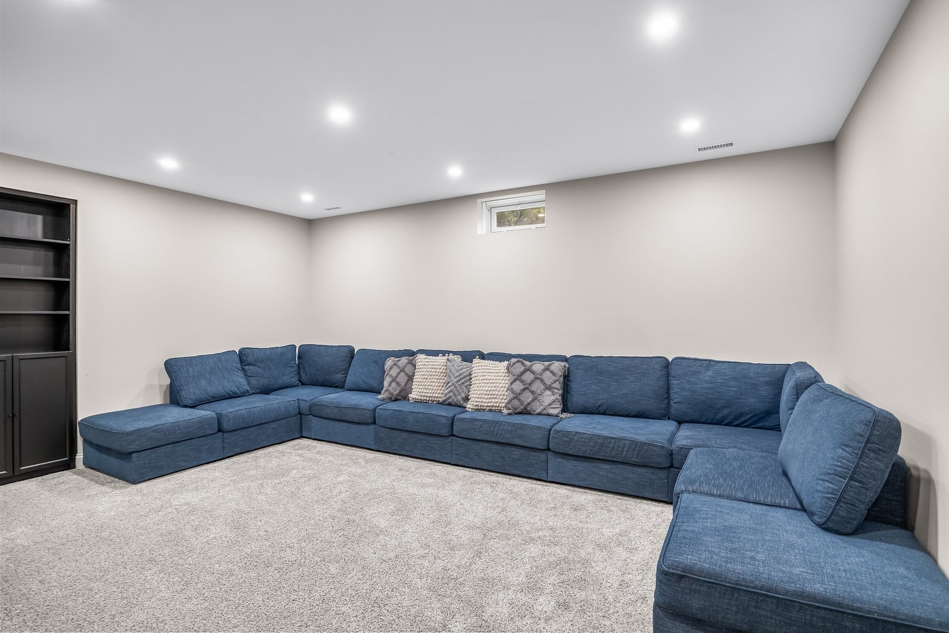 2A Laurel Dr