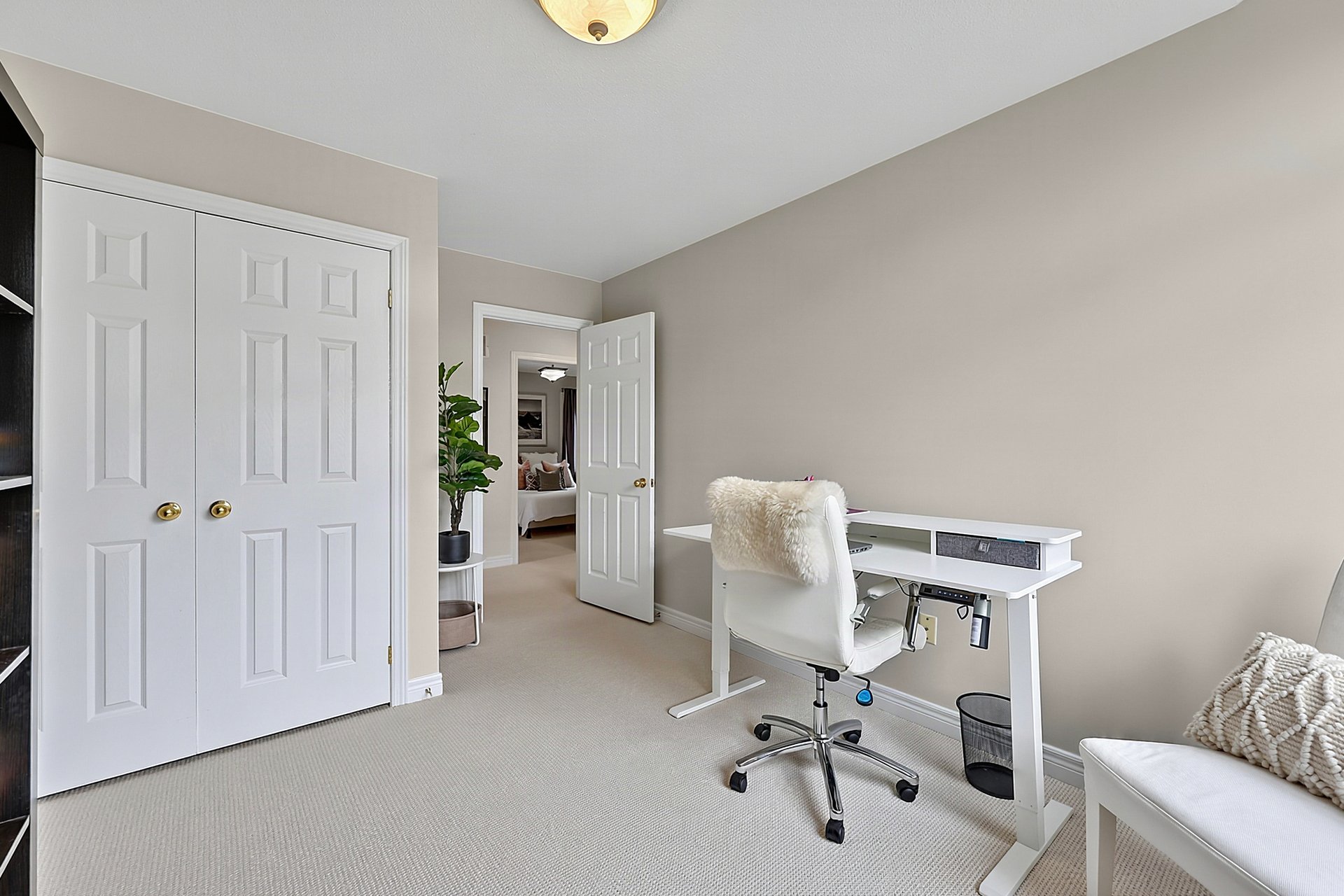 37 Rainbow Ct
