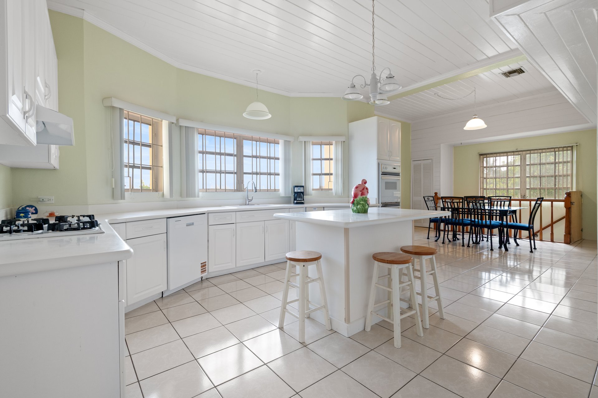 28 Oak Hill Road