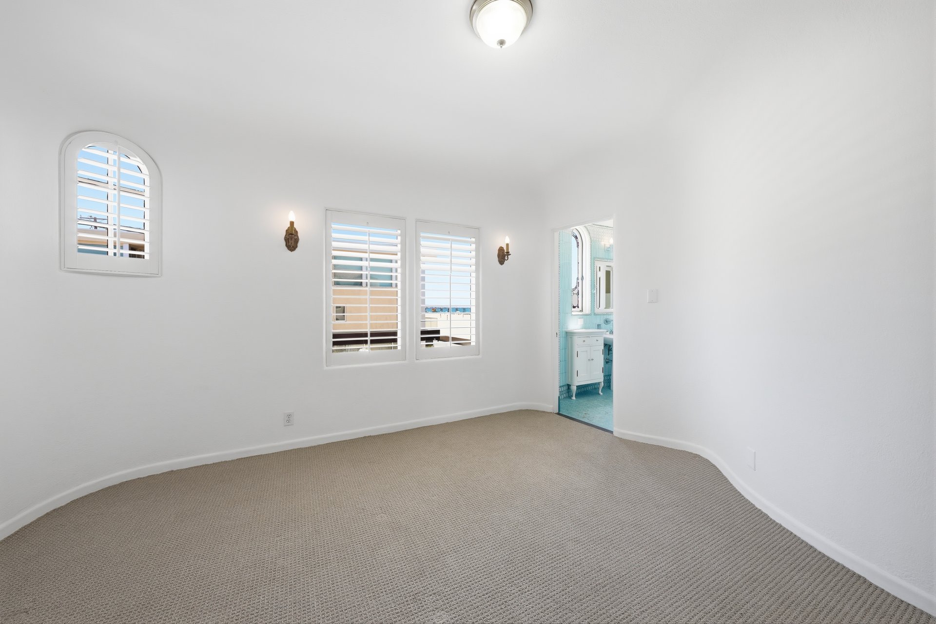 1602 The Strand (Entire Property)