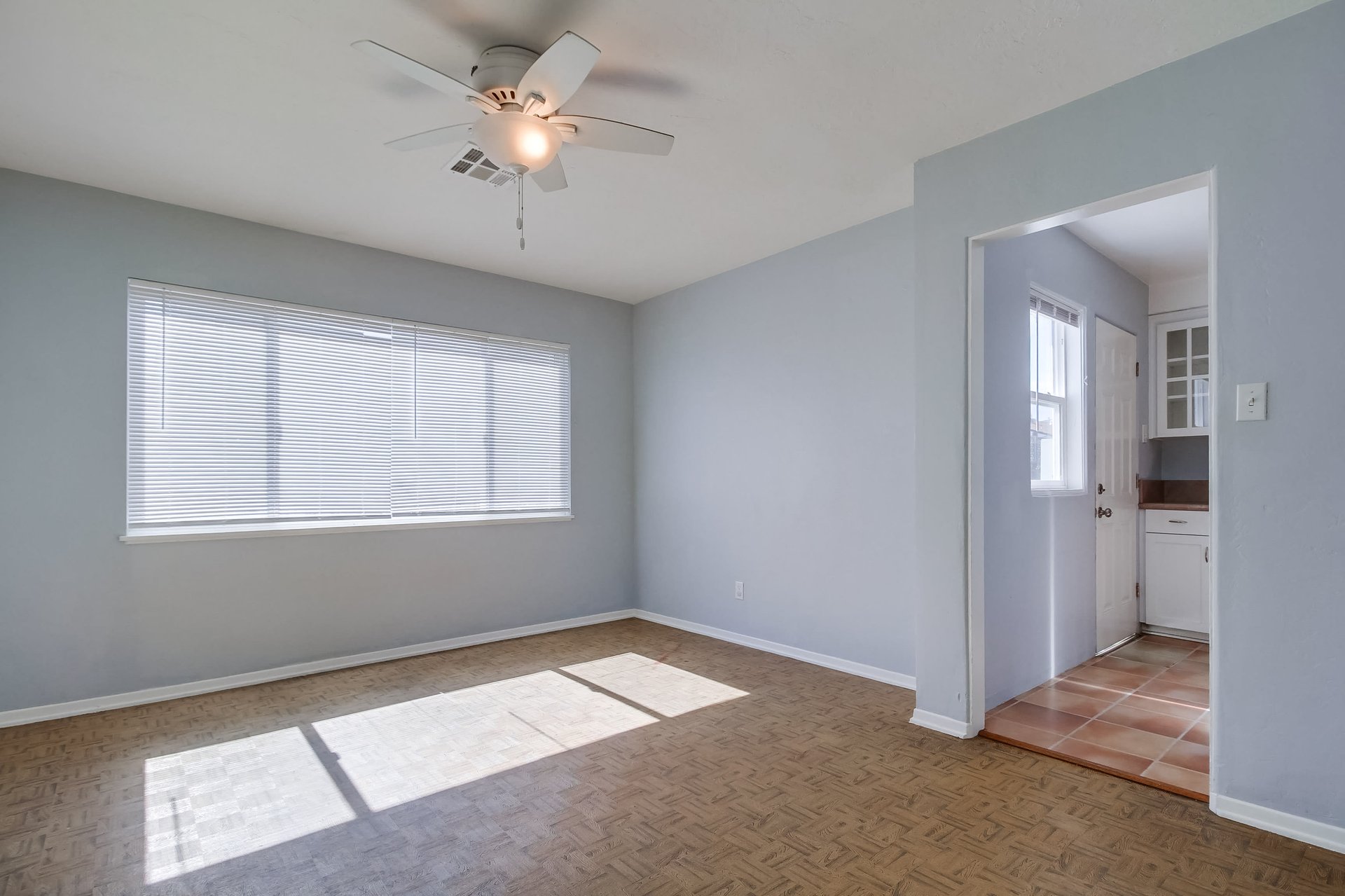 4660-62 50th St