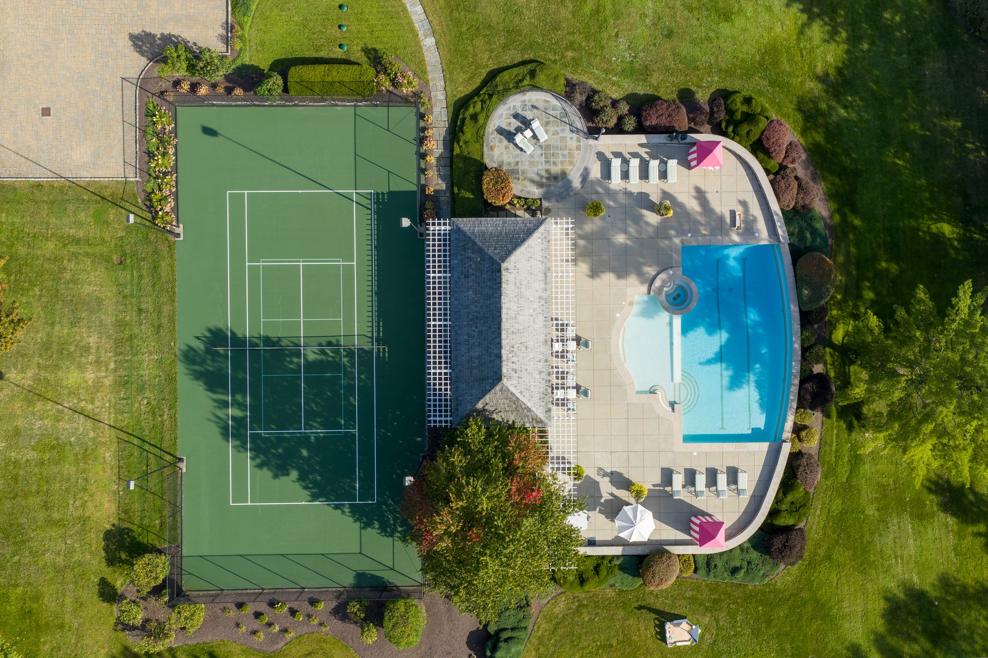 3074 West Lake Road