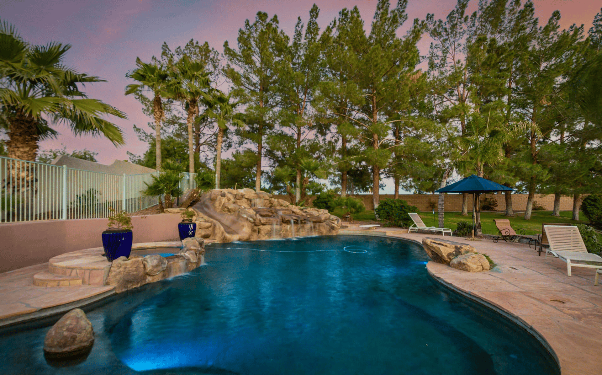 23 E Oakwood Hills Drive - "Builder's Home"