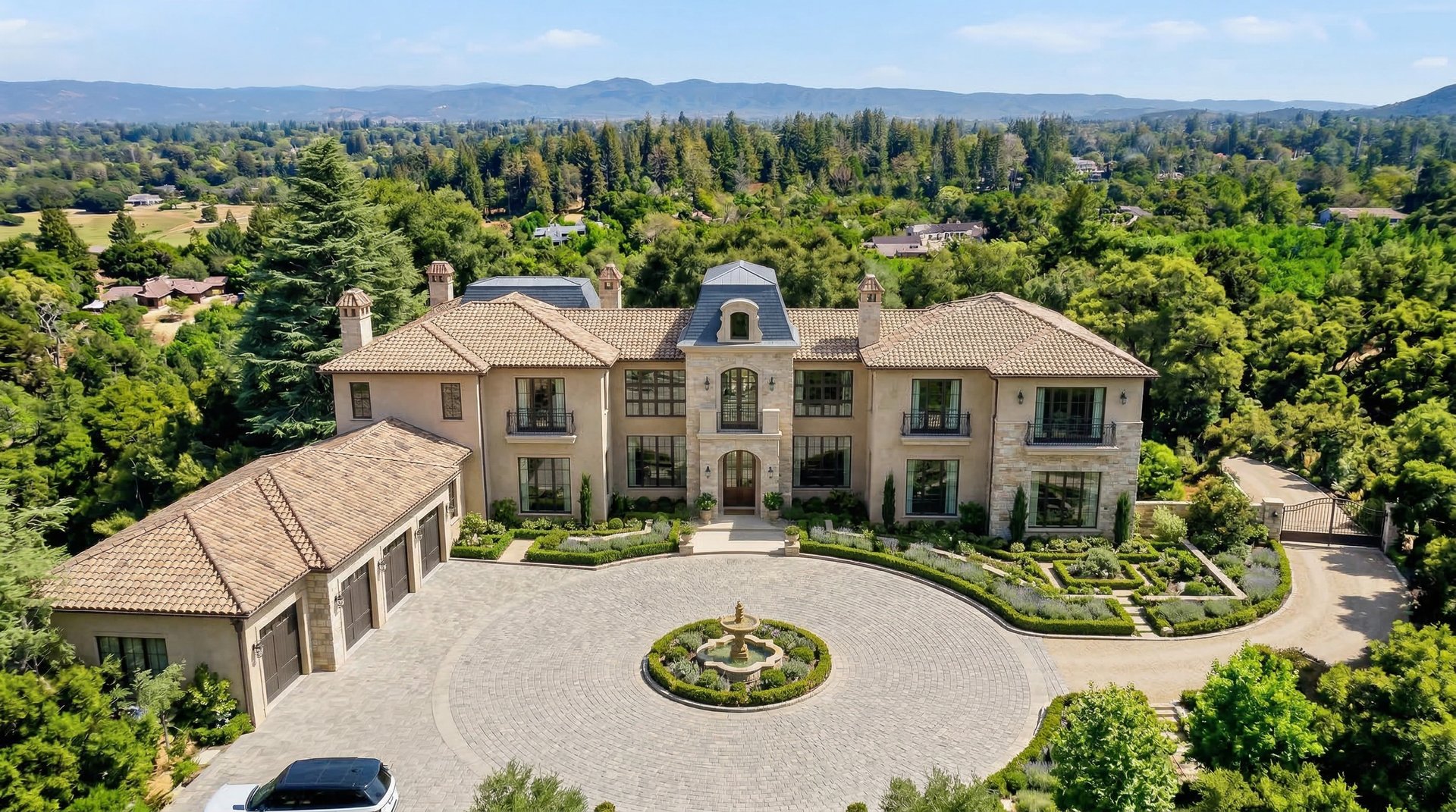 Montalvo Manor