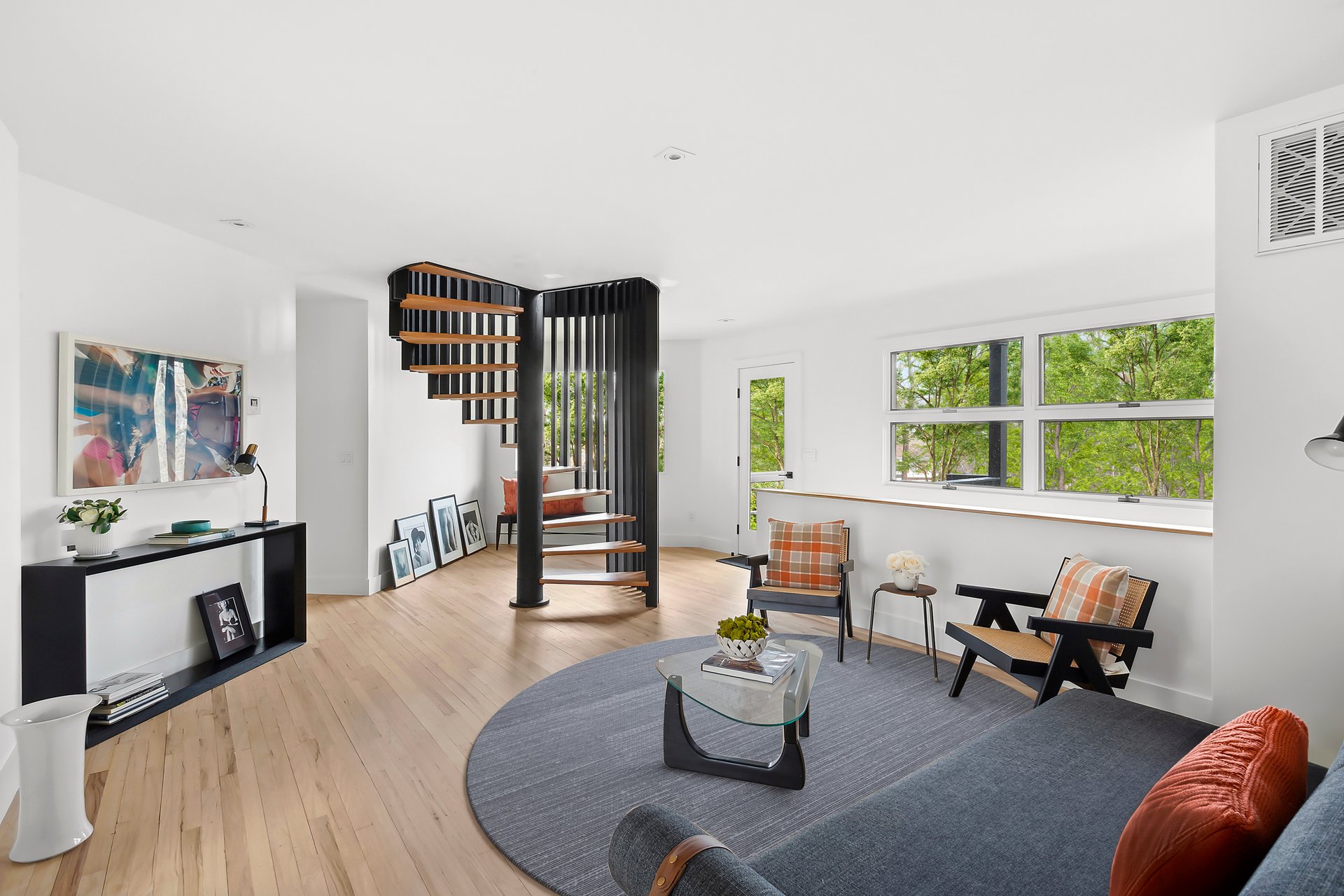 A Designer-Renovated Icon of Mid-Century Design in East Hampton