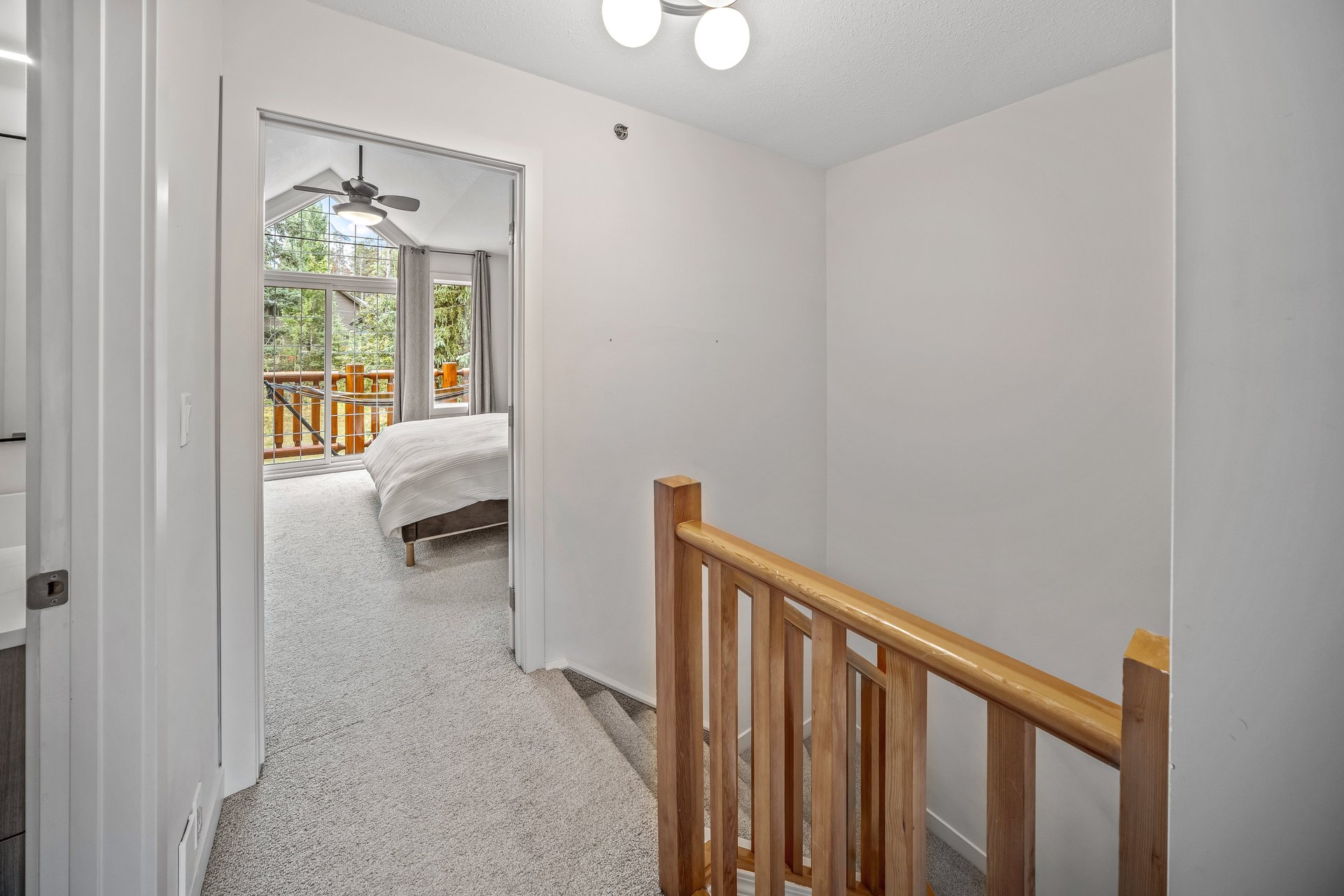 1022 Rundleview Drive Unit: 27