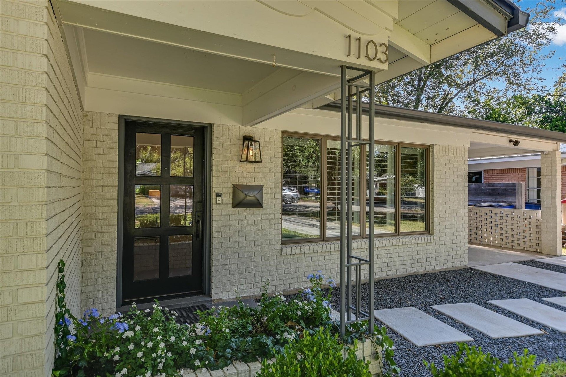 1103 Alegria Road