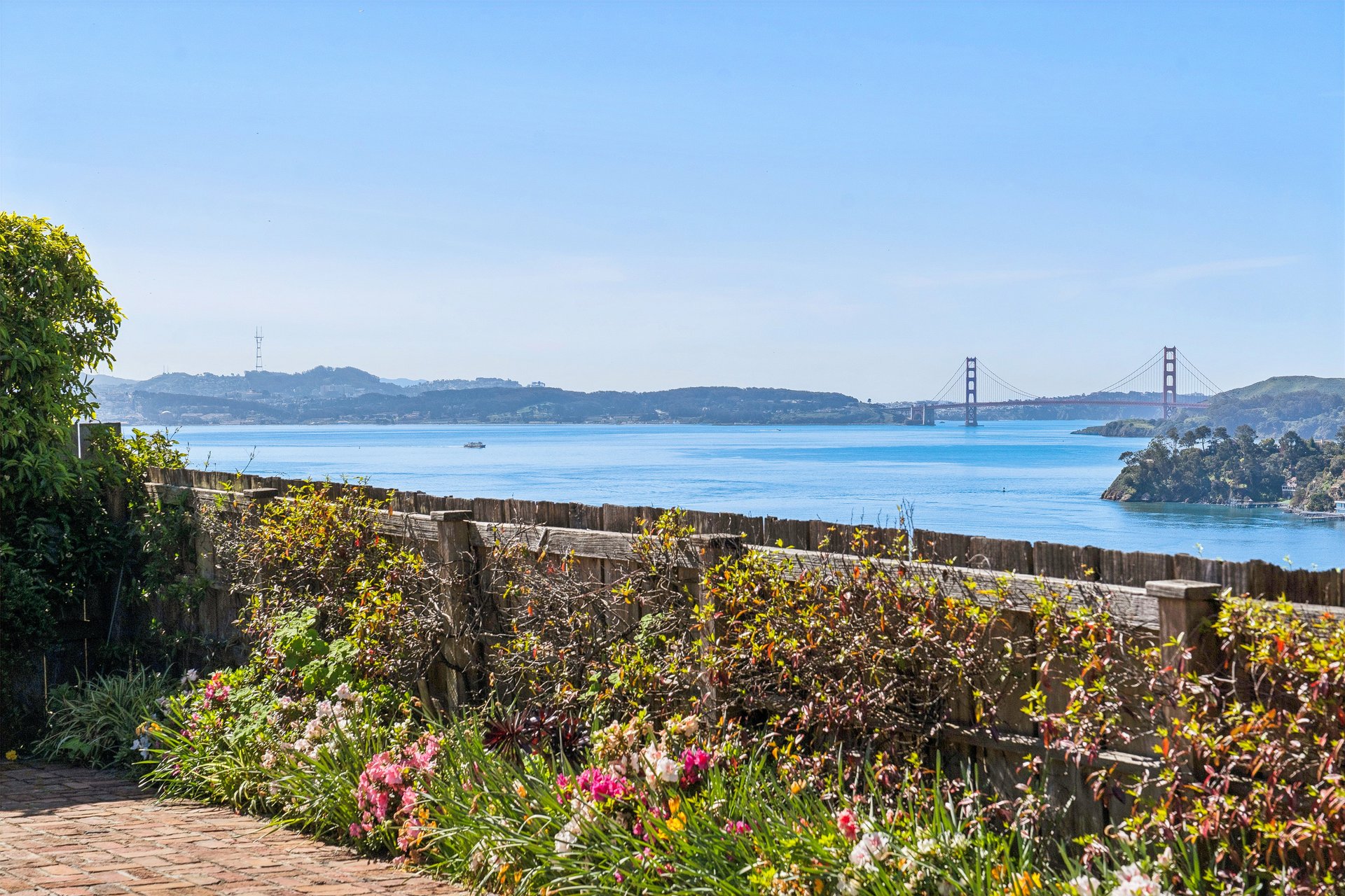 Spectacular Views of the Bay and Golden Gate Bridge