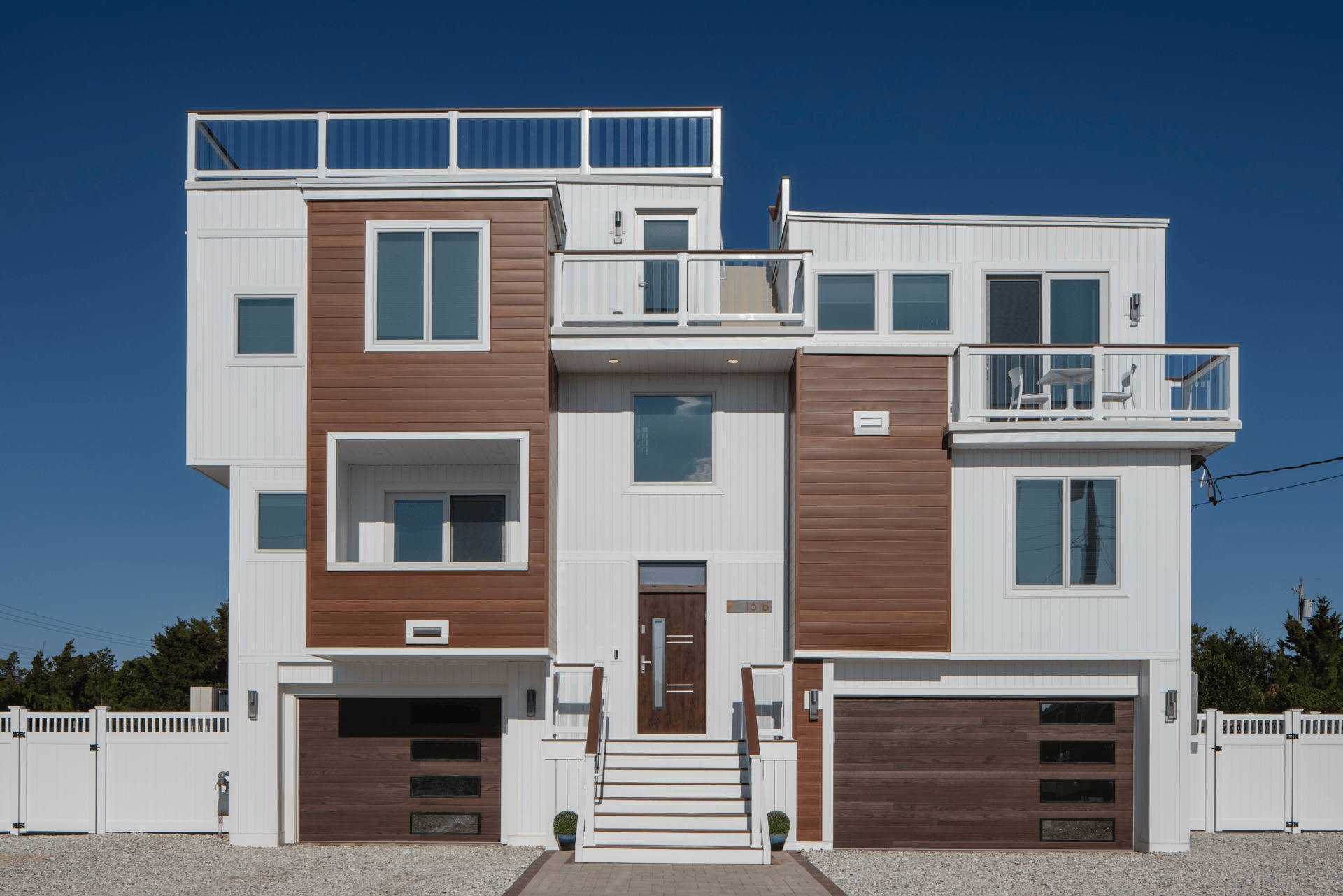 161B Long Beach Blvd