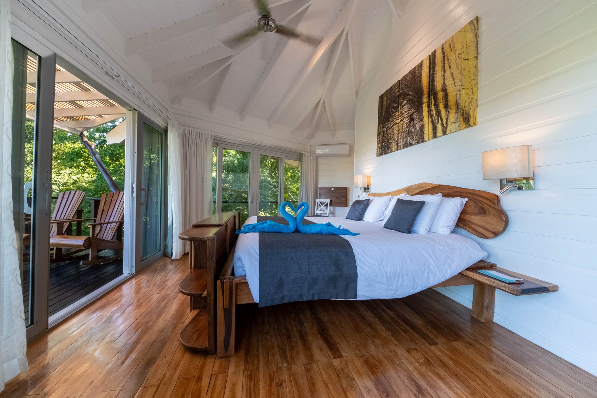 Mikado Natural Lodge | Turnkey Eco Lodge with Ocean Views & Expansion Potential in Guanacaste