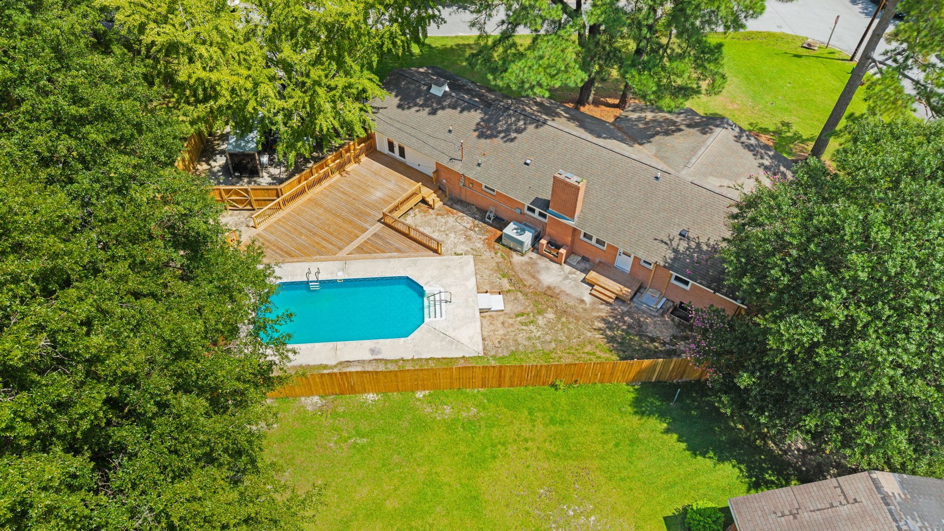 1413 Phillips Ave