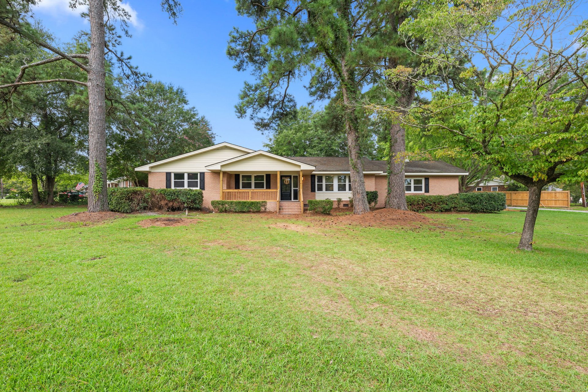 1413 Phillips Ave