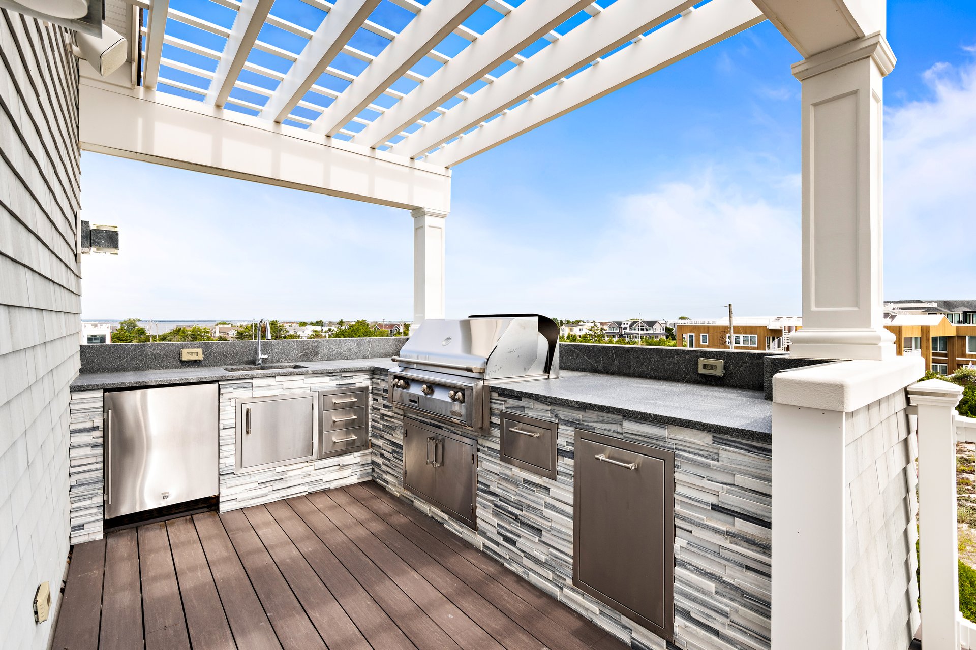 161 F Long Beach Blvd