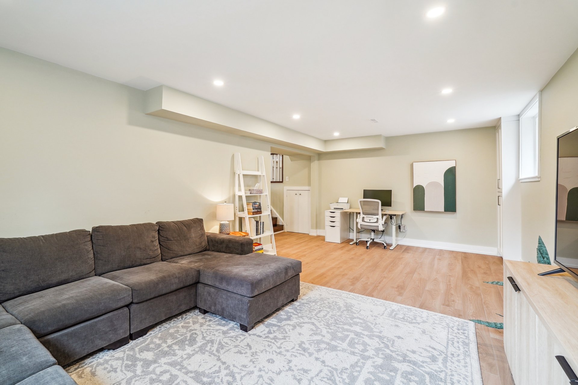 Beautifully maintained family home