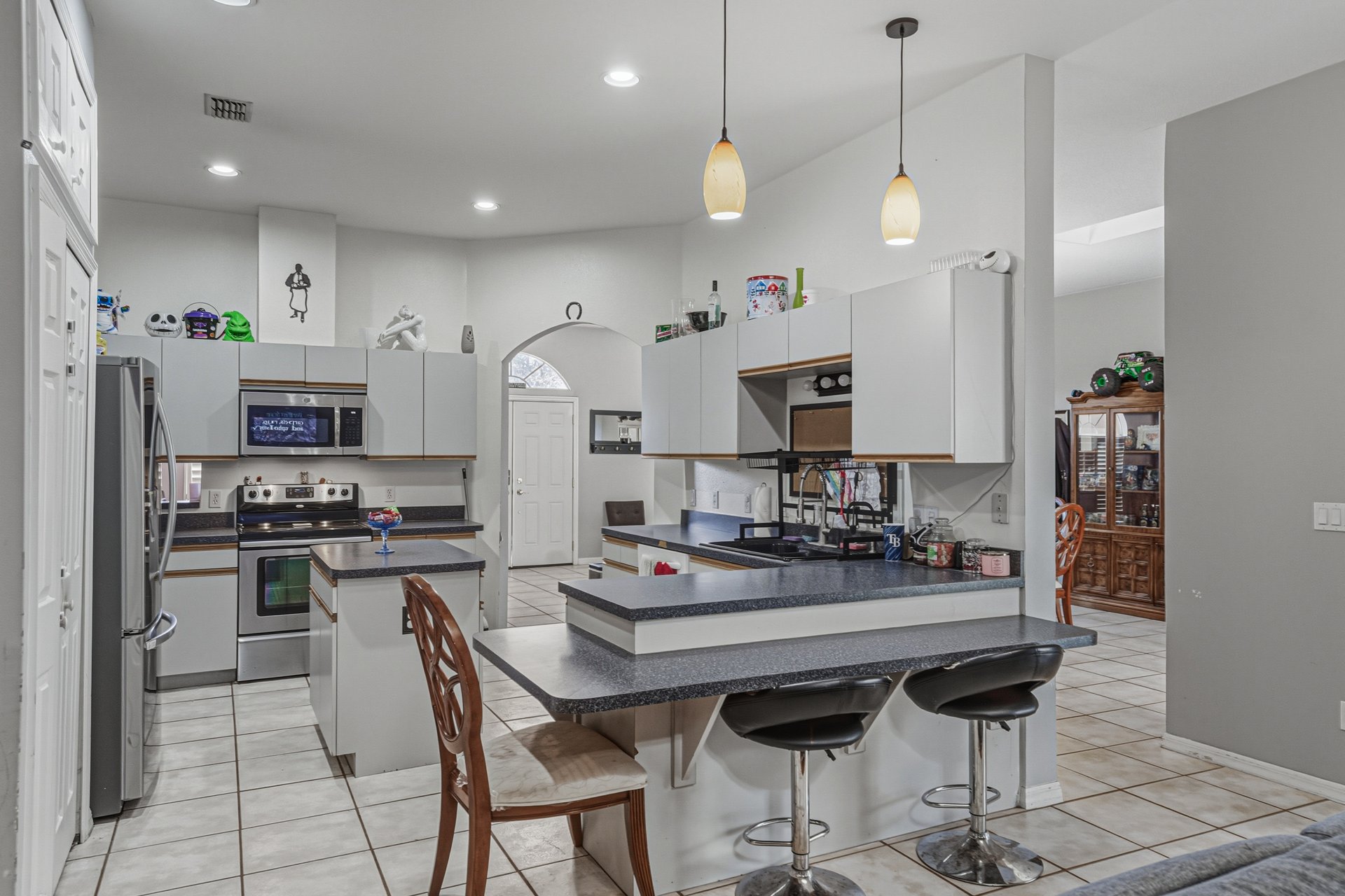 3926 MEADOWLARK CT