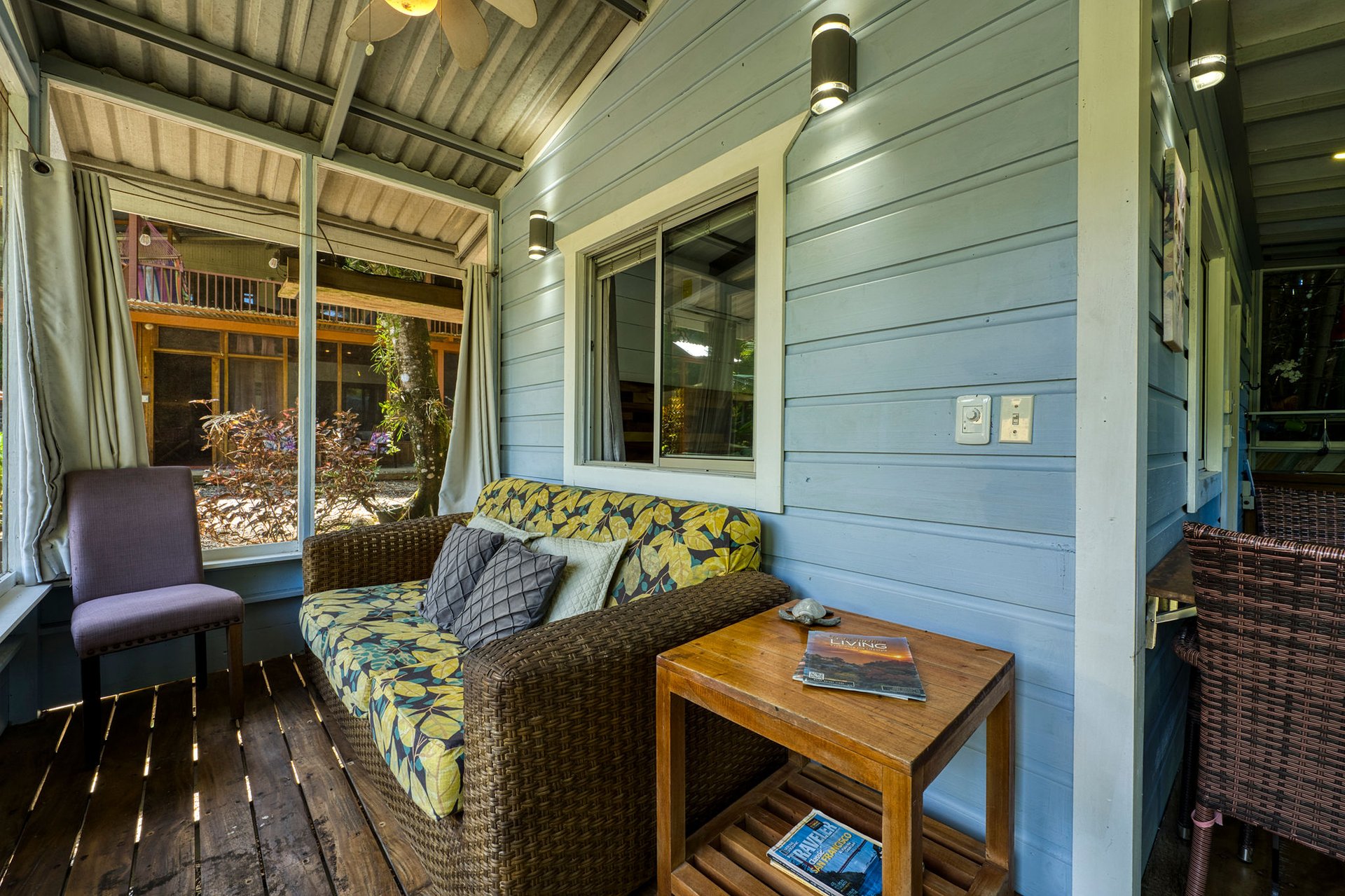 DOMINICAL HOTEL OR RETREAT WITH 13 RENTALS PLUS OWNER’S HOME