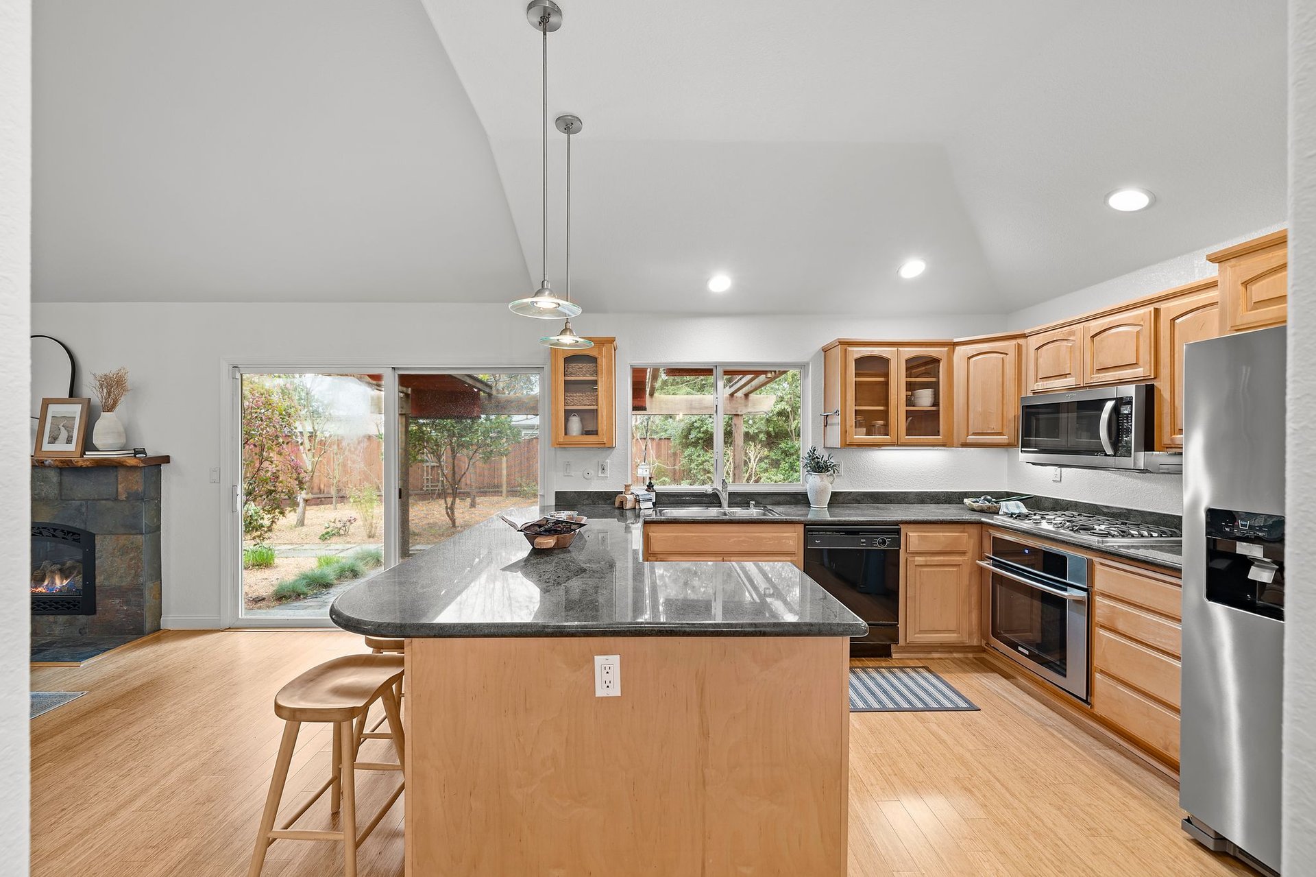 1243 Crimson Ct