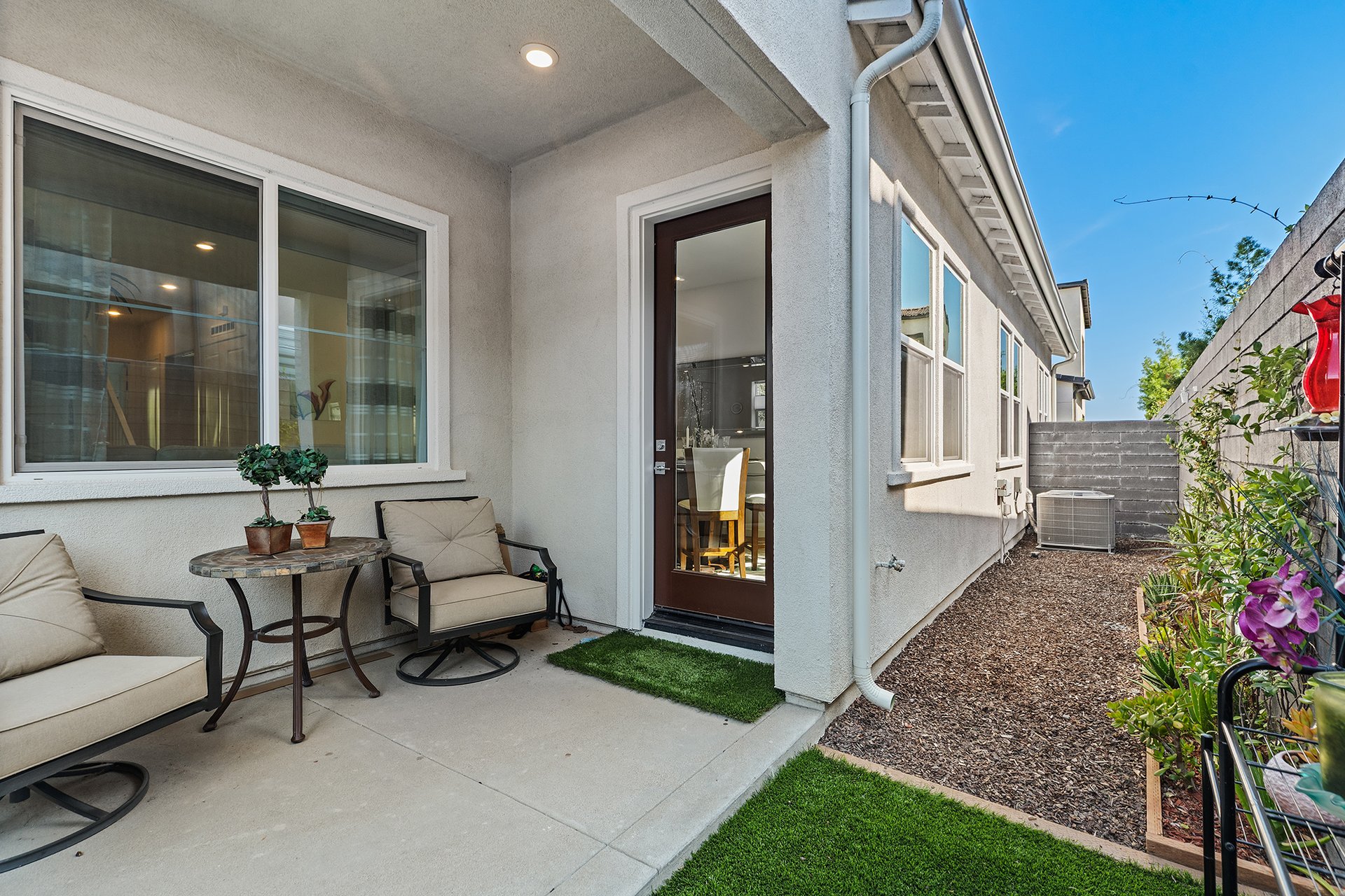 888 Sunrise Road