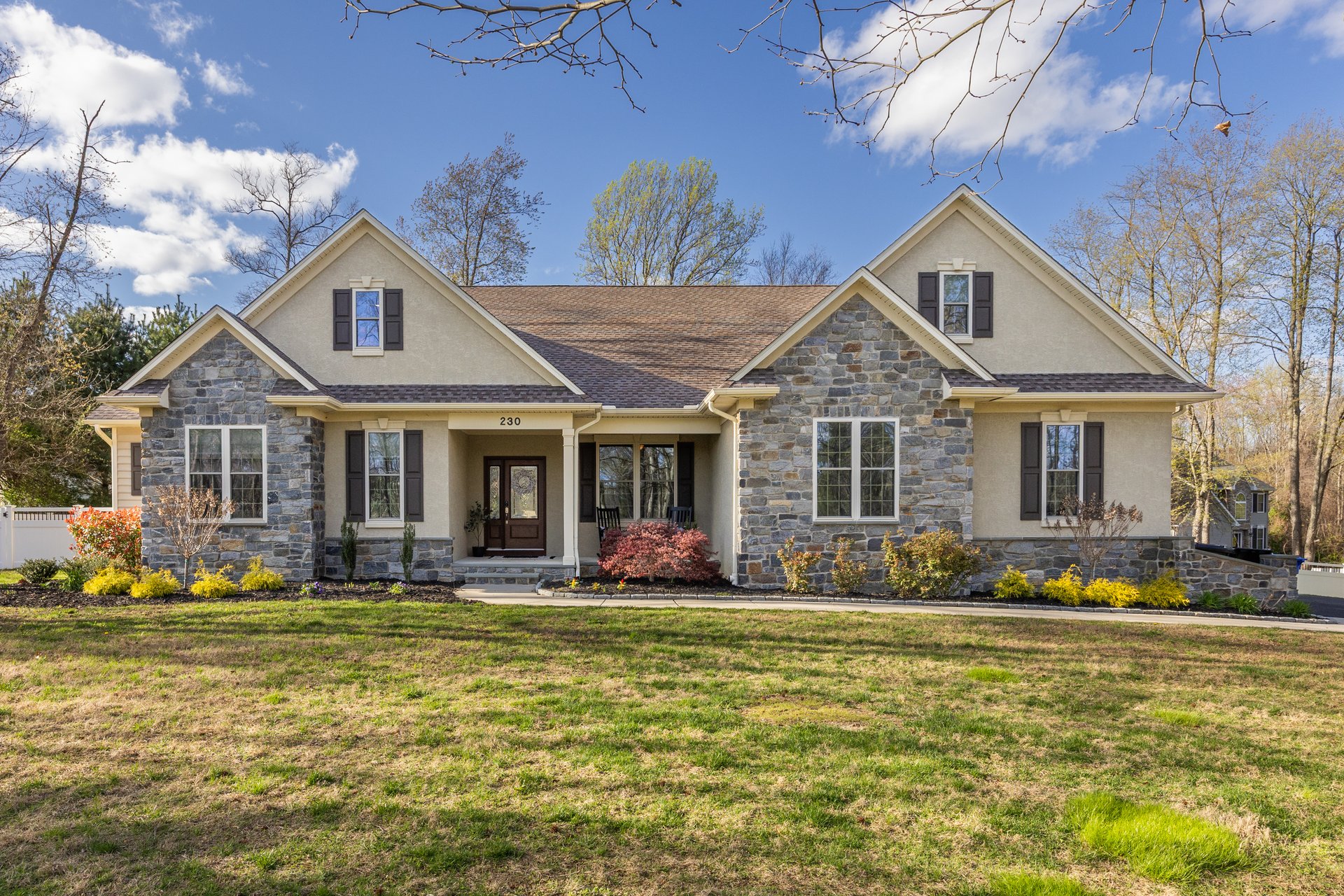230 Heritage Rd