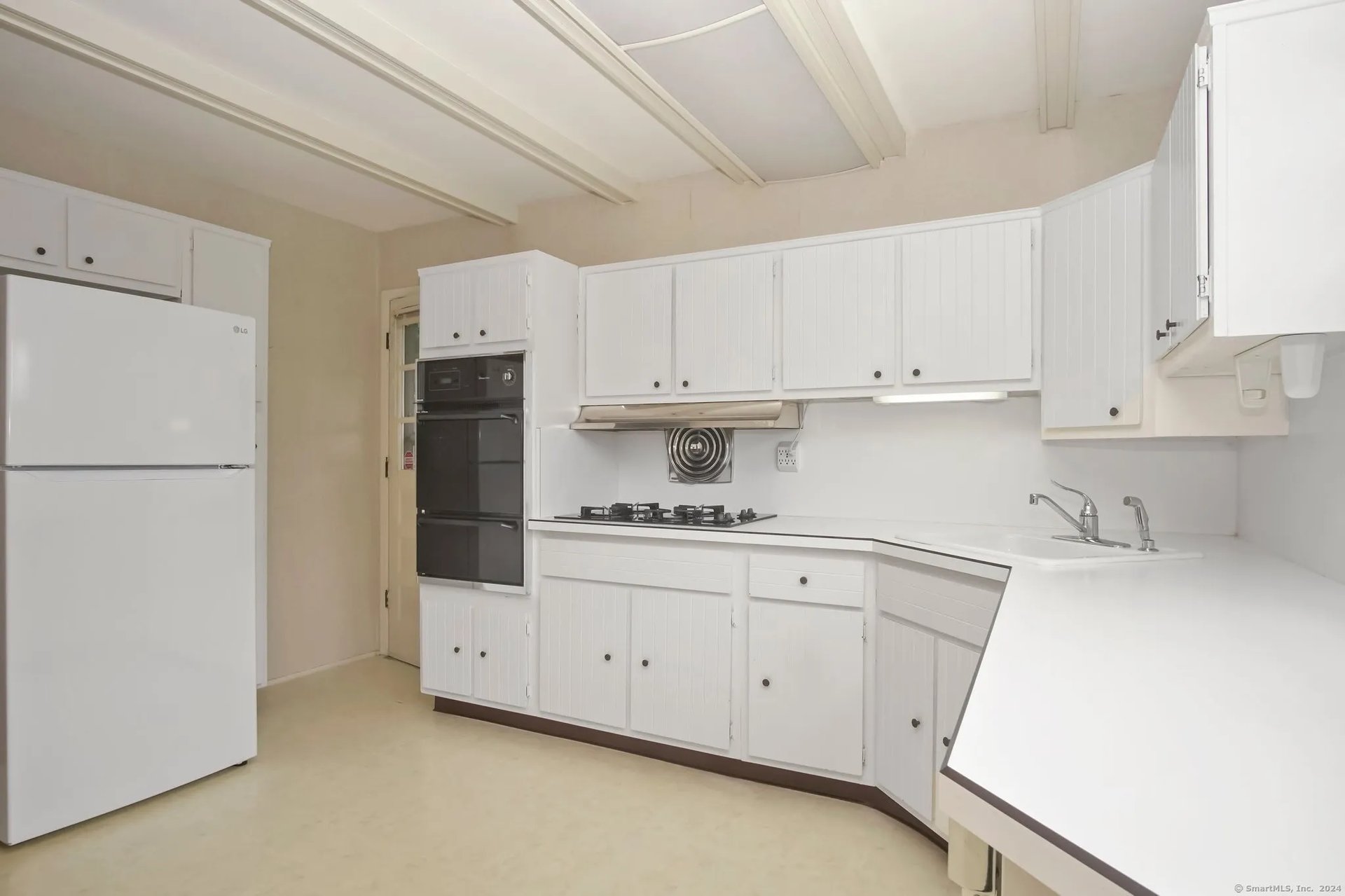 5 Waterbury Road
