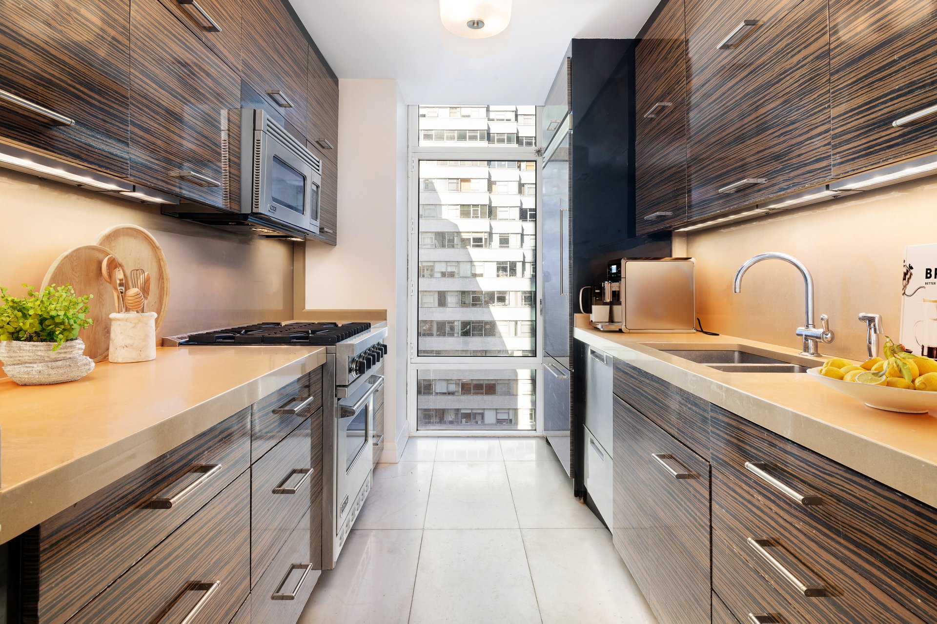 207 East 57th Street, 11A