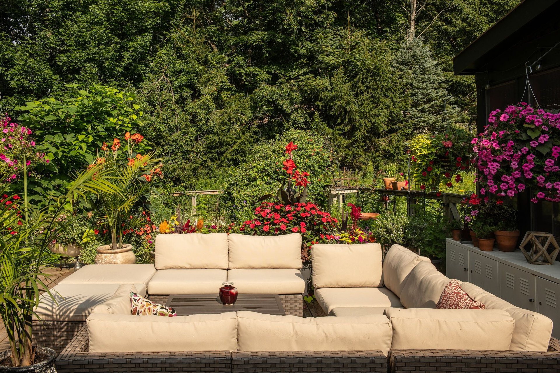 289 Tunnel Hill, Canaan