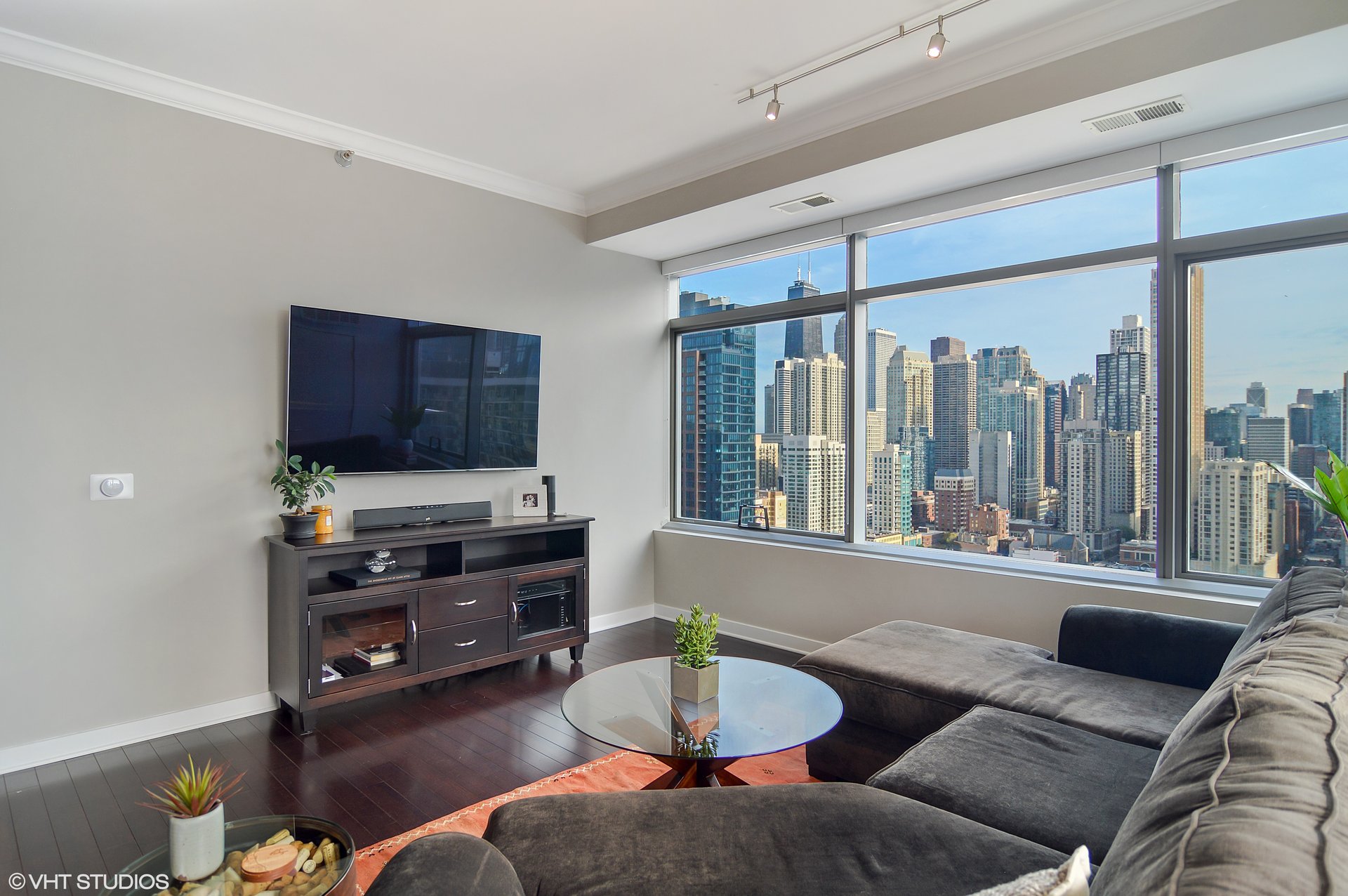 303 W Ohio St Unit 2603