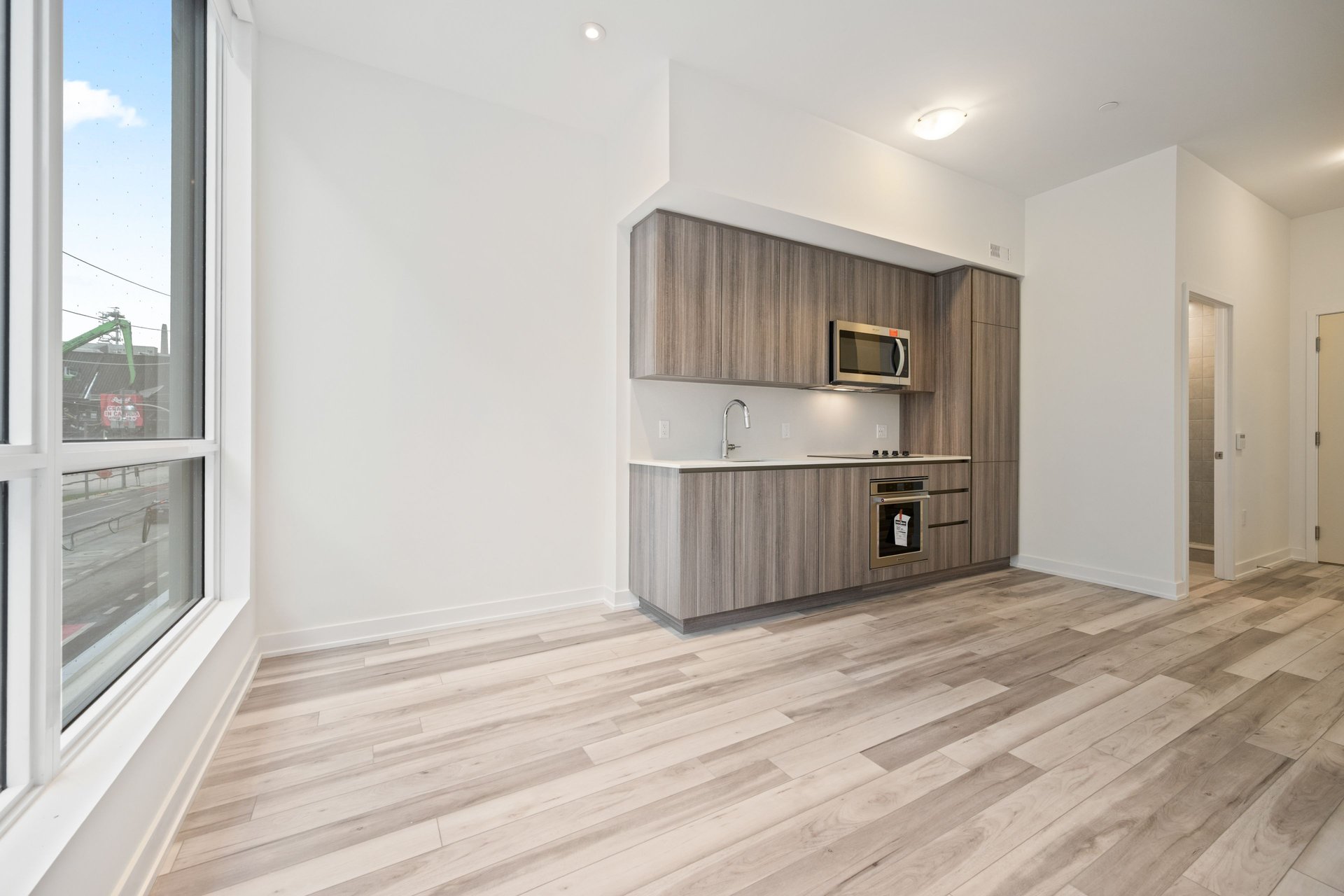 15 Richardson Street Unit: 204