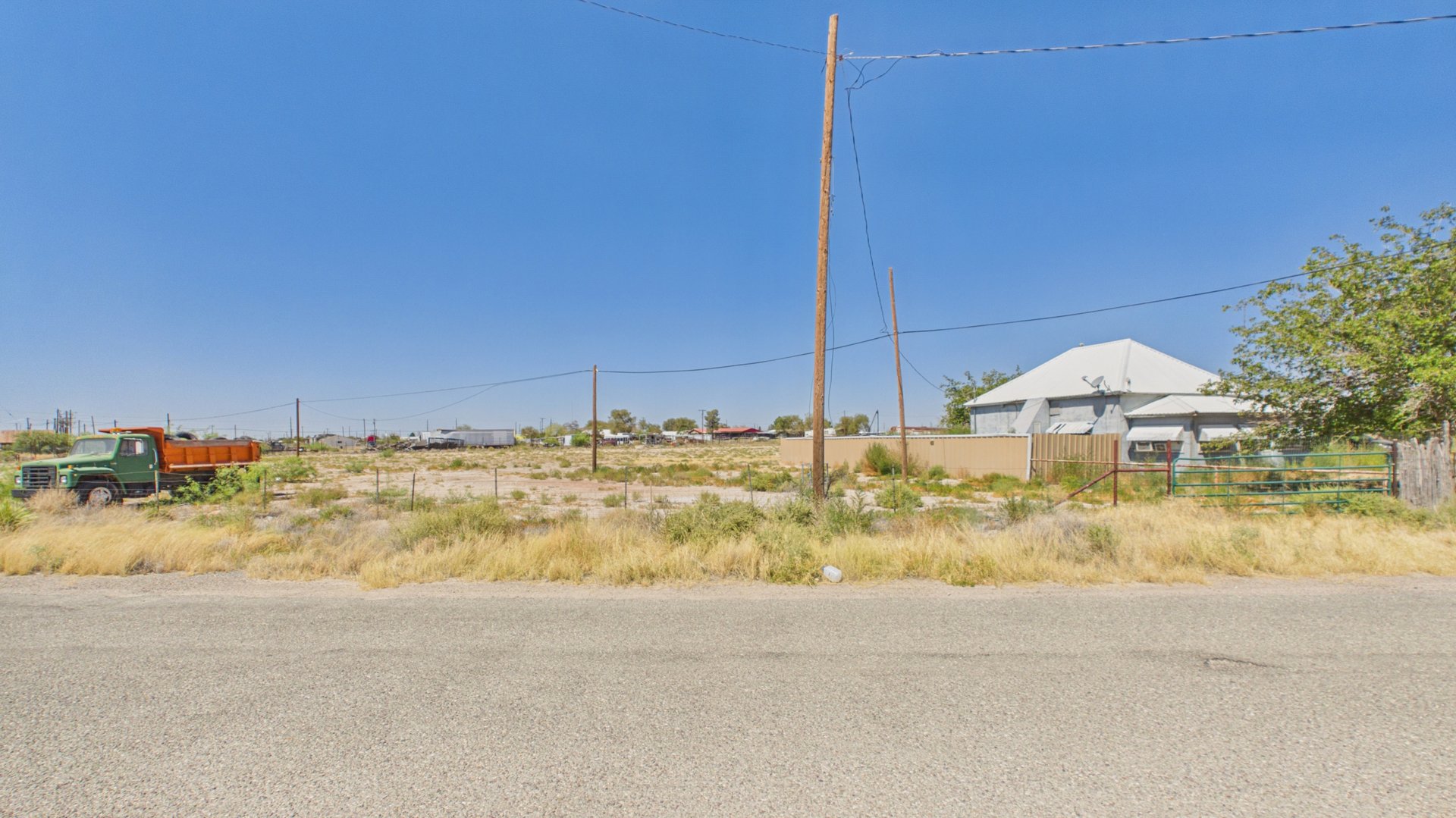 717 N Roberson