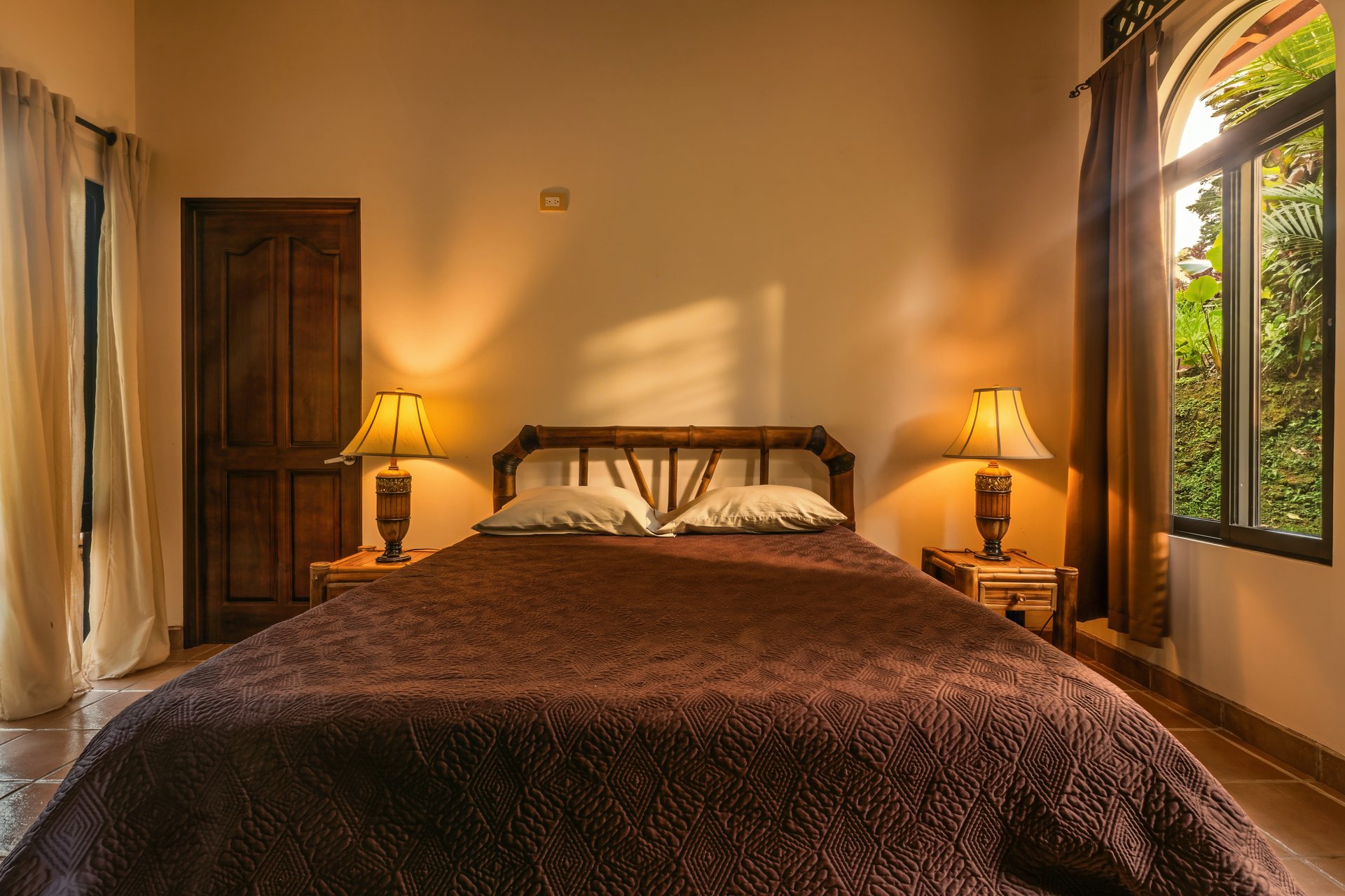 Ojochal Tropical Retreat | 4 Ensuite Bedrooms, Pool & Outdoor Living