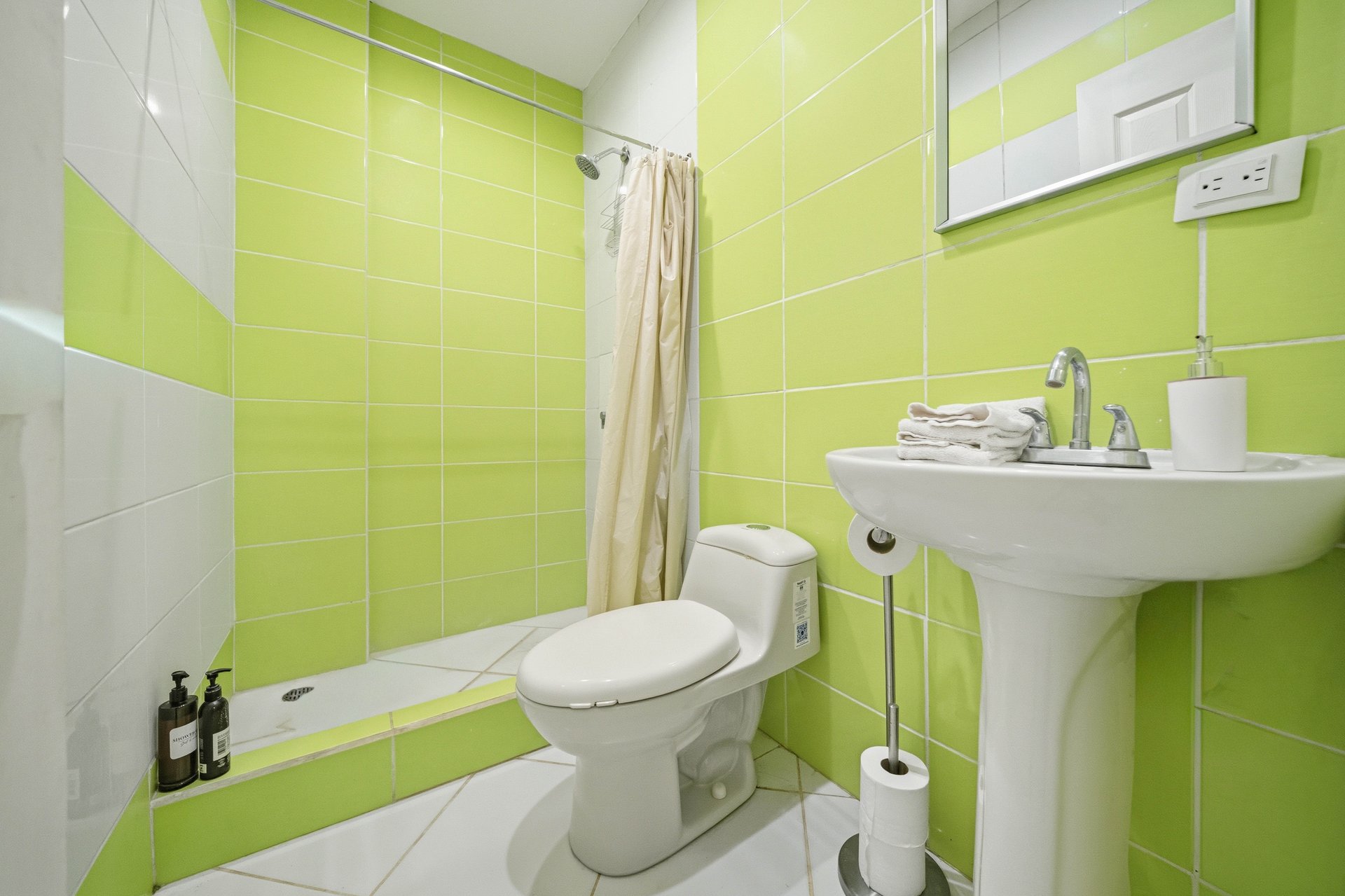 Villa Verde II #37 | 2 Bedroom Villa in the Heart of Tamarindo